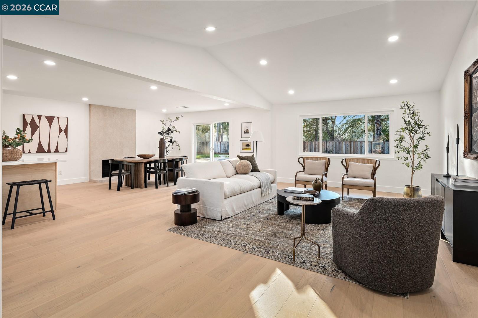 Detail Gallery Image 4 of 46 For 209 Farm Hill Ct, Danville,  CA 94526 - 4 Beds | 2 Baths