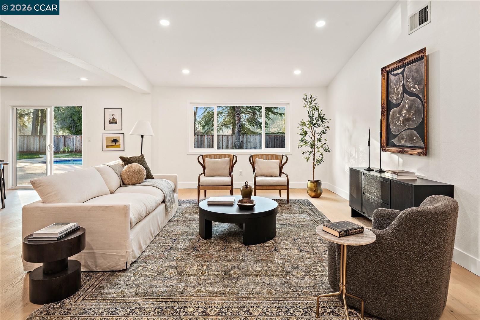 Detail Gallery Image 5 of 46 For 209 Farm Hill Ct, Danville,  CA 94526 - 4 Beds | 2 Baths