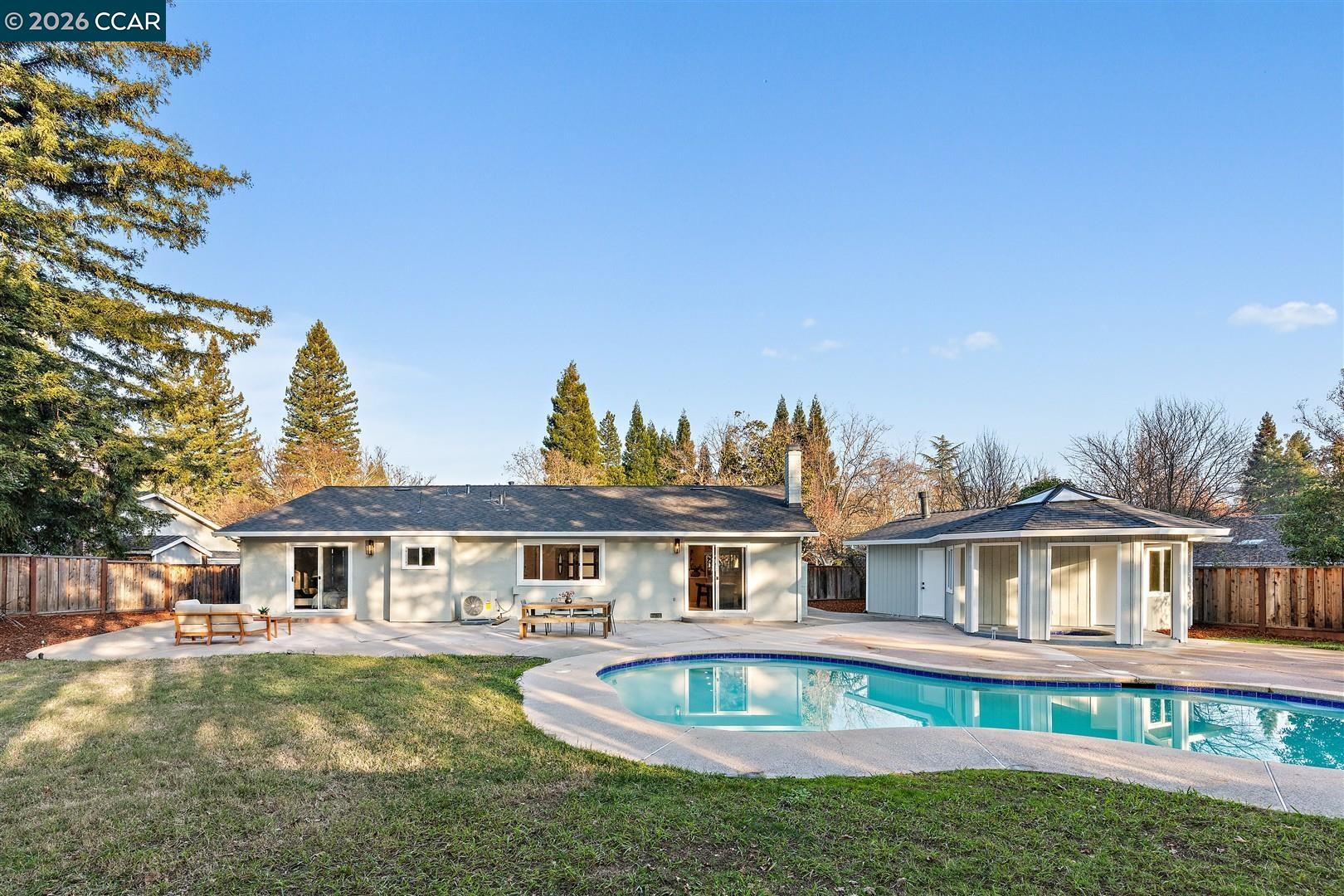 Detail Gallery Image 41 of 46 For 209 Farm Hill Ct, Danville,  CA 94526 - 4 Beds | 2 Baths