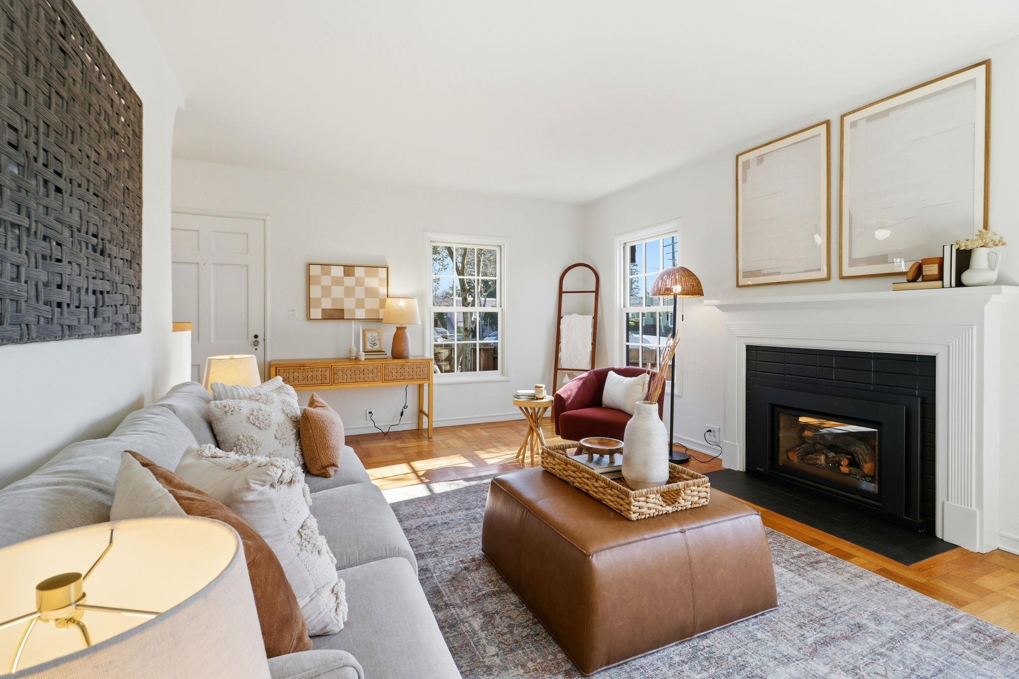 Detail Gallery Image 11 of 35 For 1564 Sacramento St, Berkeley,  CA 94702 - 2 Beds | 1 Baths