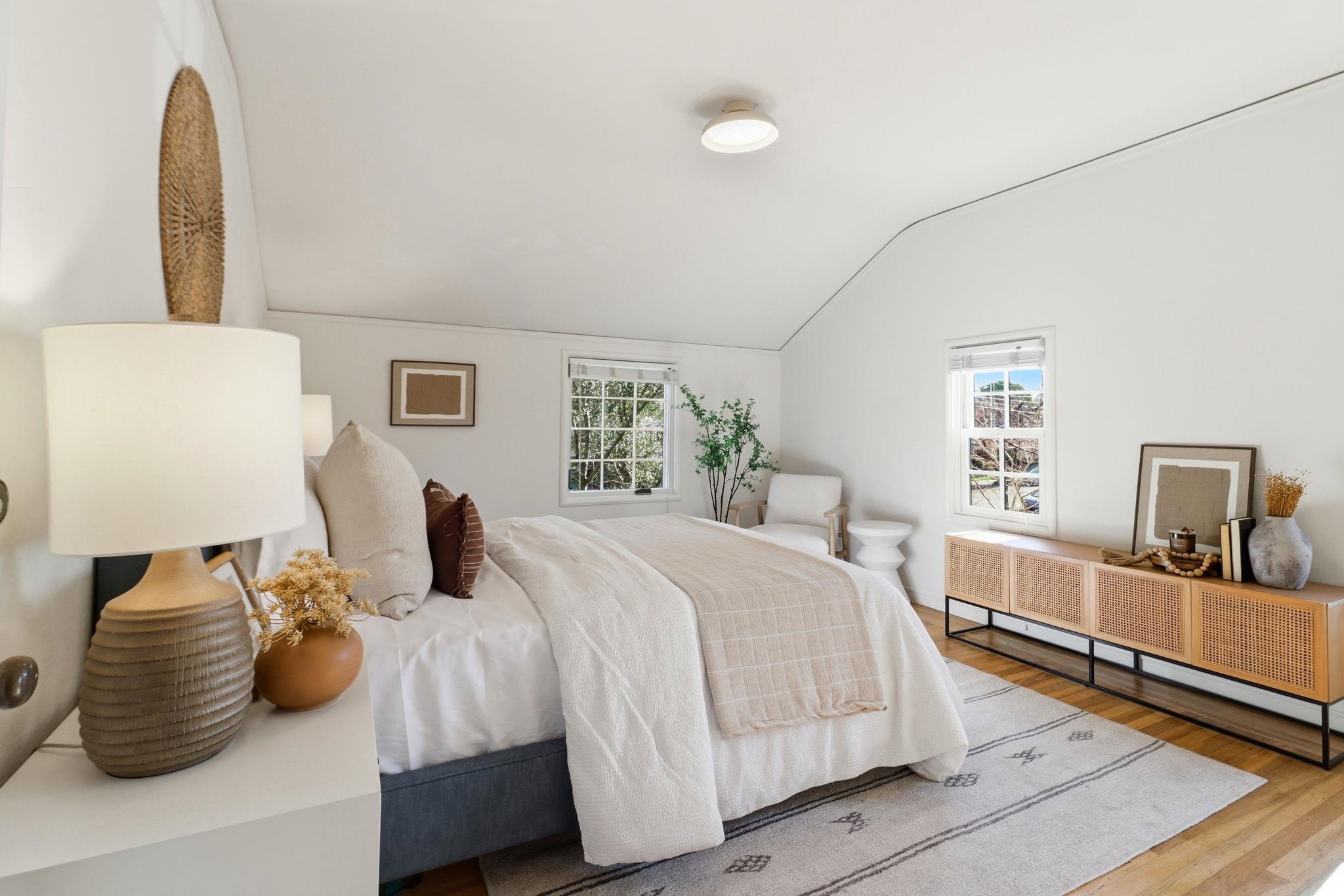 Detail Gallery Image 20 of 35 For 1564 Sacramento St, Berkeley,  CA 94702 - 2 Beds | 1 Baths