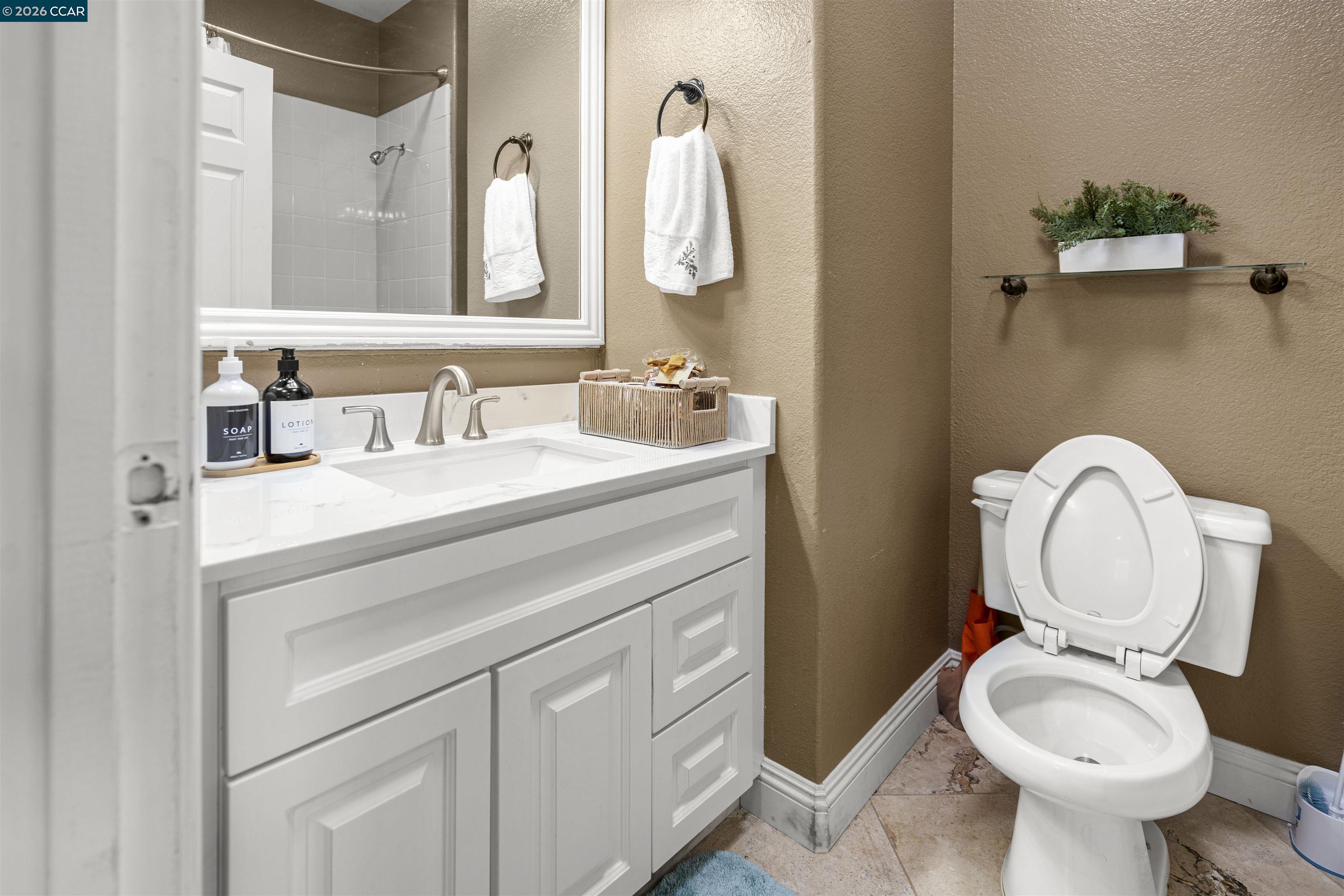 Detail Gallery Image 13 of 35 For 50 Cognac Cir, Sacramento,  CA 95835 - 4 Beds | 3 Baths