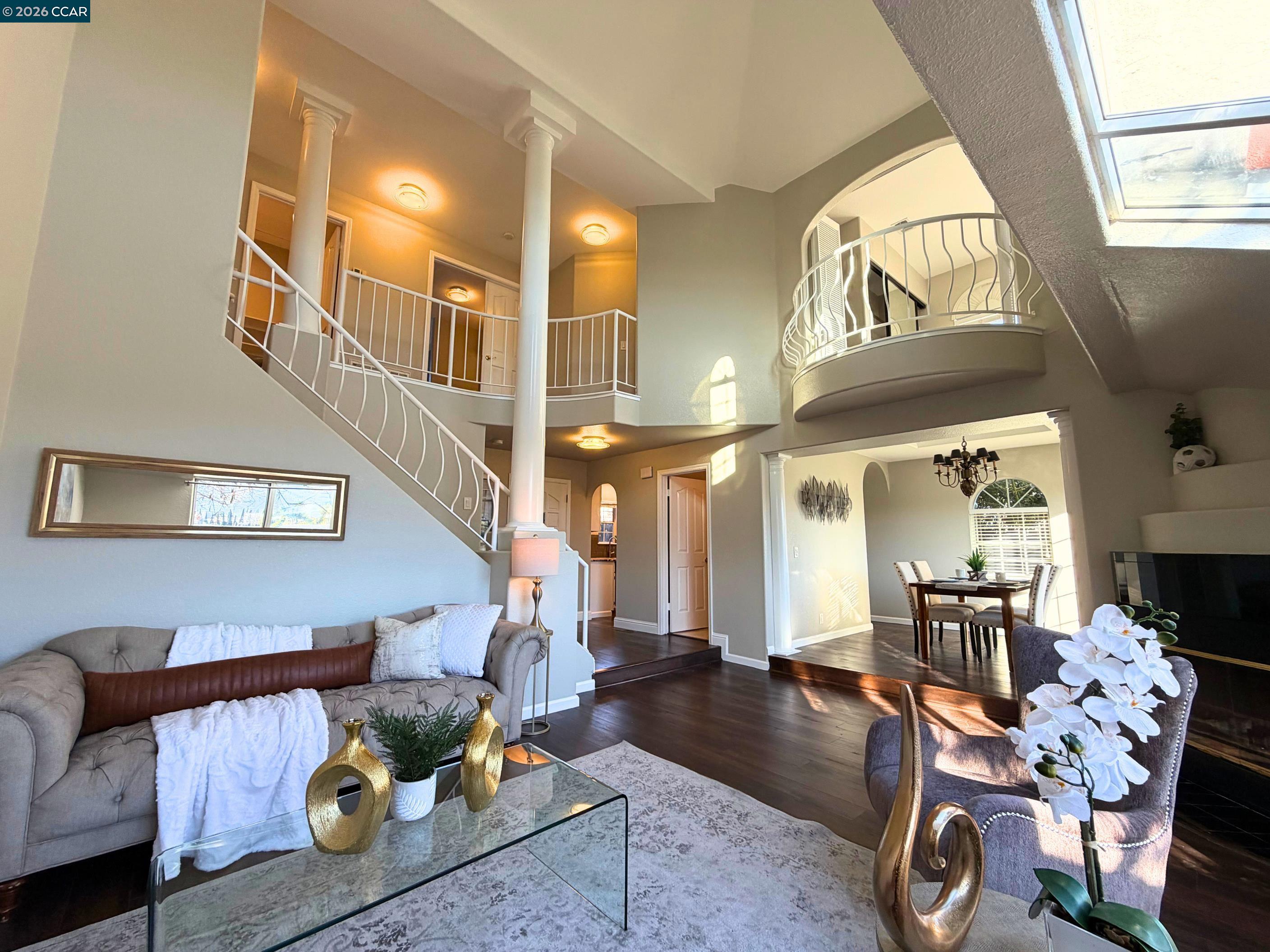 Detail Gallery Image 1 of 51 For 422 W Sunnyoaks Ave, Campbell,  CA 95008 - 3 Beds | 3 Baths