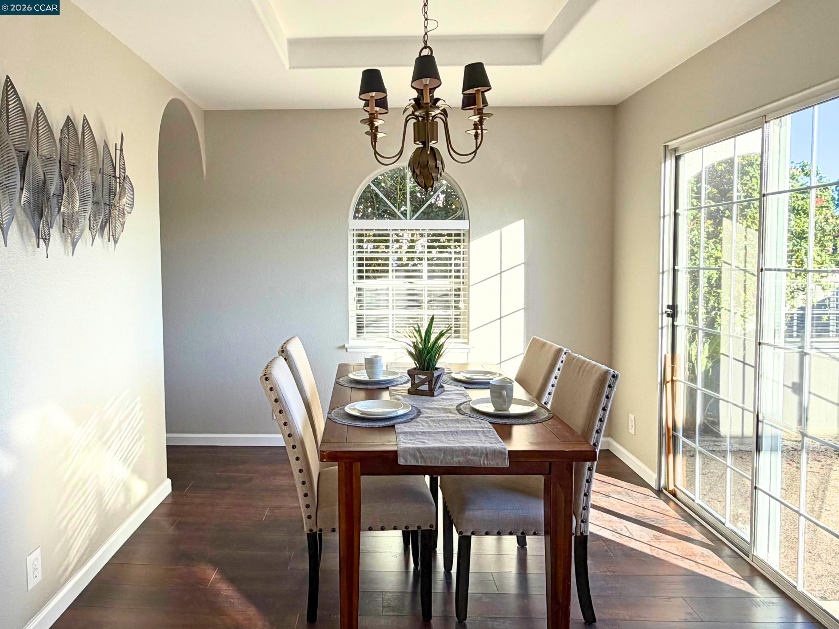 Detail Gallery Image 12 of 51 For 422 W Sunnyoaks Ave, Campbell,  CA 95008 - 3 Beds | 3 Baths