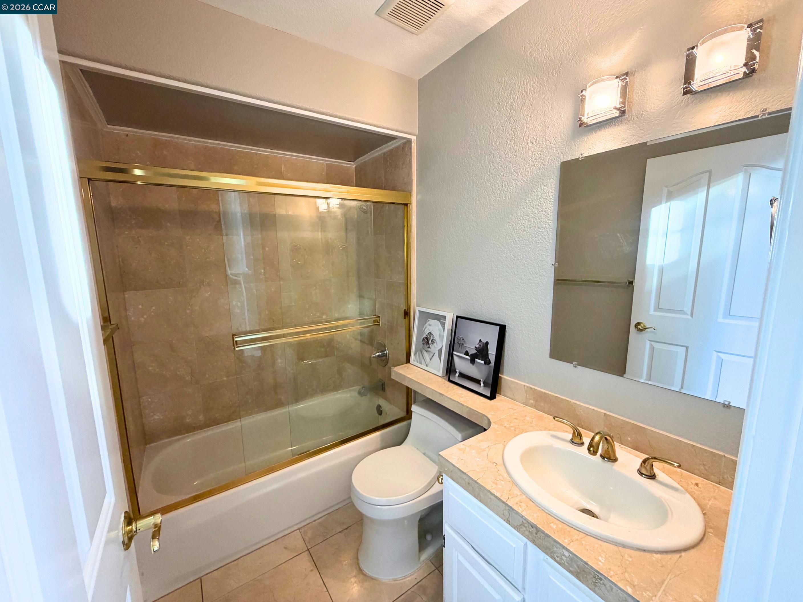 Detail Gallery Image 10 of 51 For 422 W Sunnyoaks Ave, Campbell,  CA 95008 - 3 Beds | 3 Baths