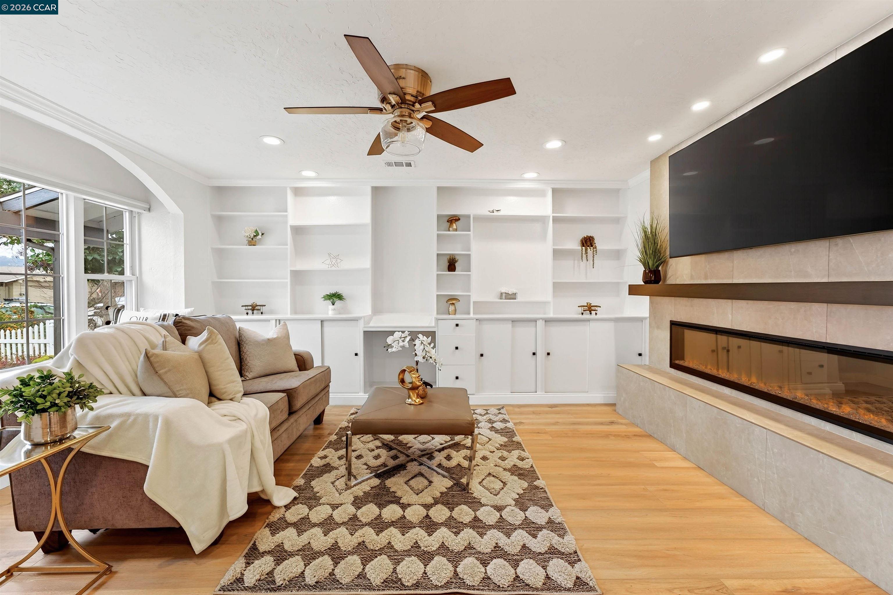 Detail Gallery Image 19 of 40 For 667 Apache Ct., San Jose,  CA 95123 - 4 Beds | 2 Baths