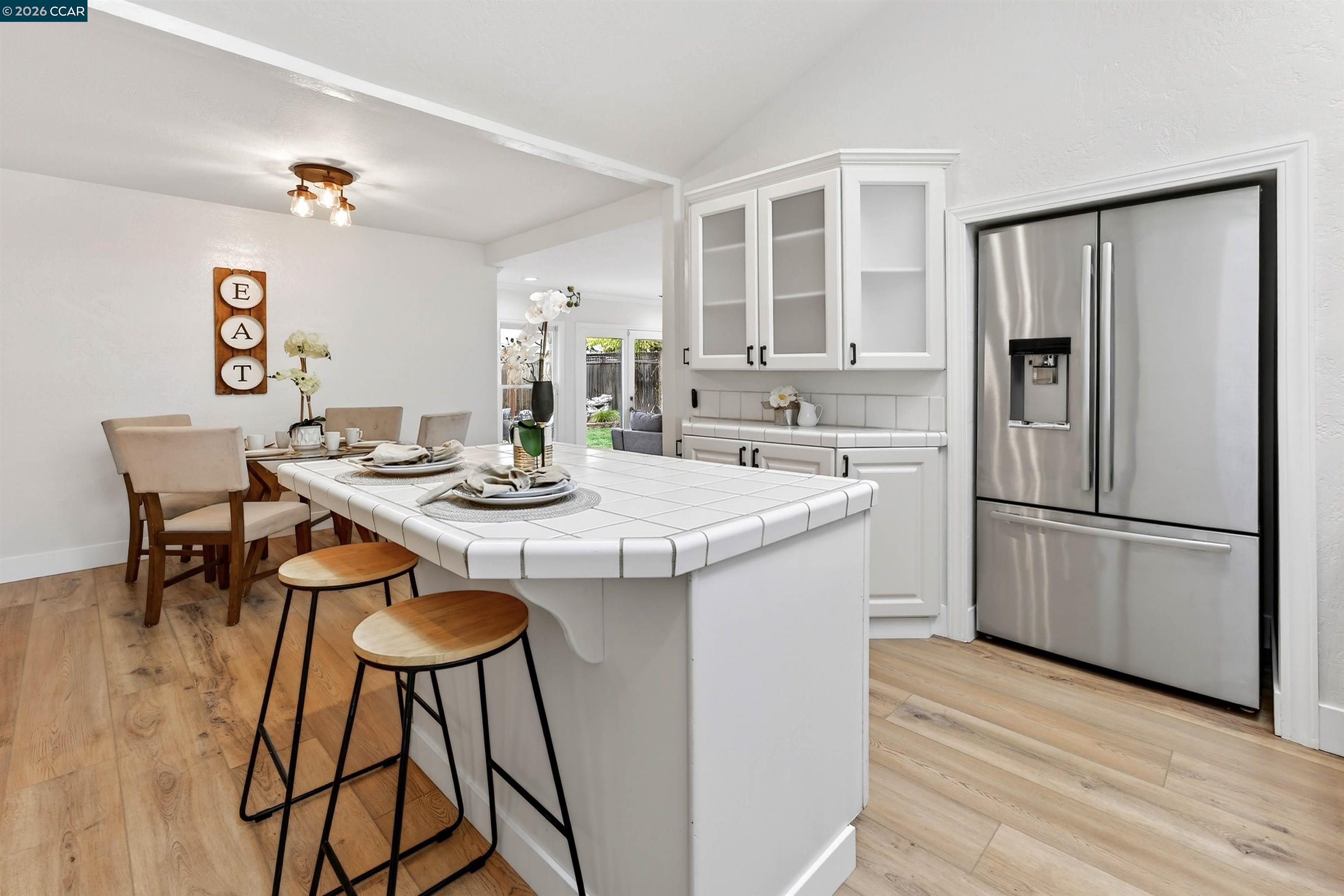 Detail Gallery Image 25 of 40 For 667 Apache Ct., San Jose,  CA 95123 - 4 Beds | 2 Baths