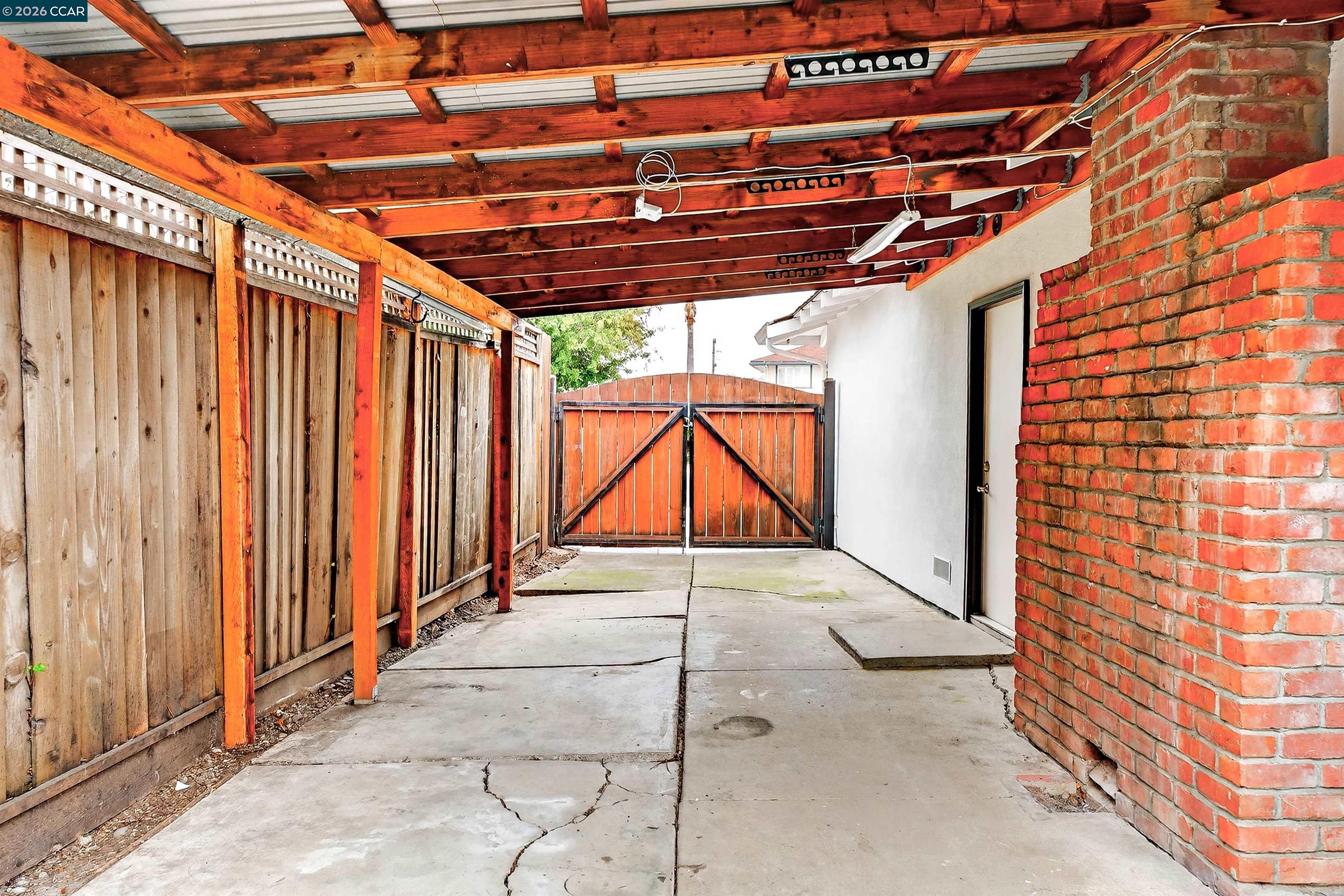 Detail Gallery Image 34 of 40 For 667 Apache Ct., San Jose,  CA 95123 - 4 Beds | 2 Baths