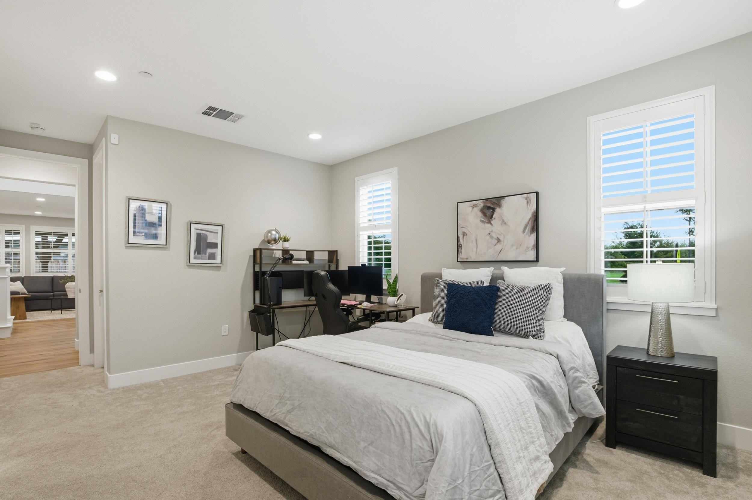 Detail Gallery Image 19 of 47 For 101 Willow Oak Dr, Pleasant Hill,  CA 94523 - 4 Beds | 3/1 Baths