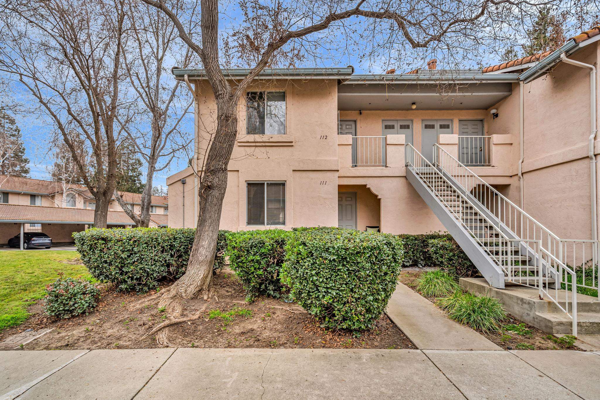 Photo #2: 41122357 Listing: Photo #2