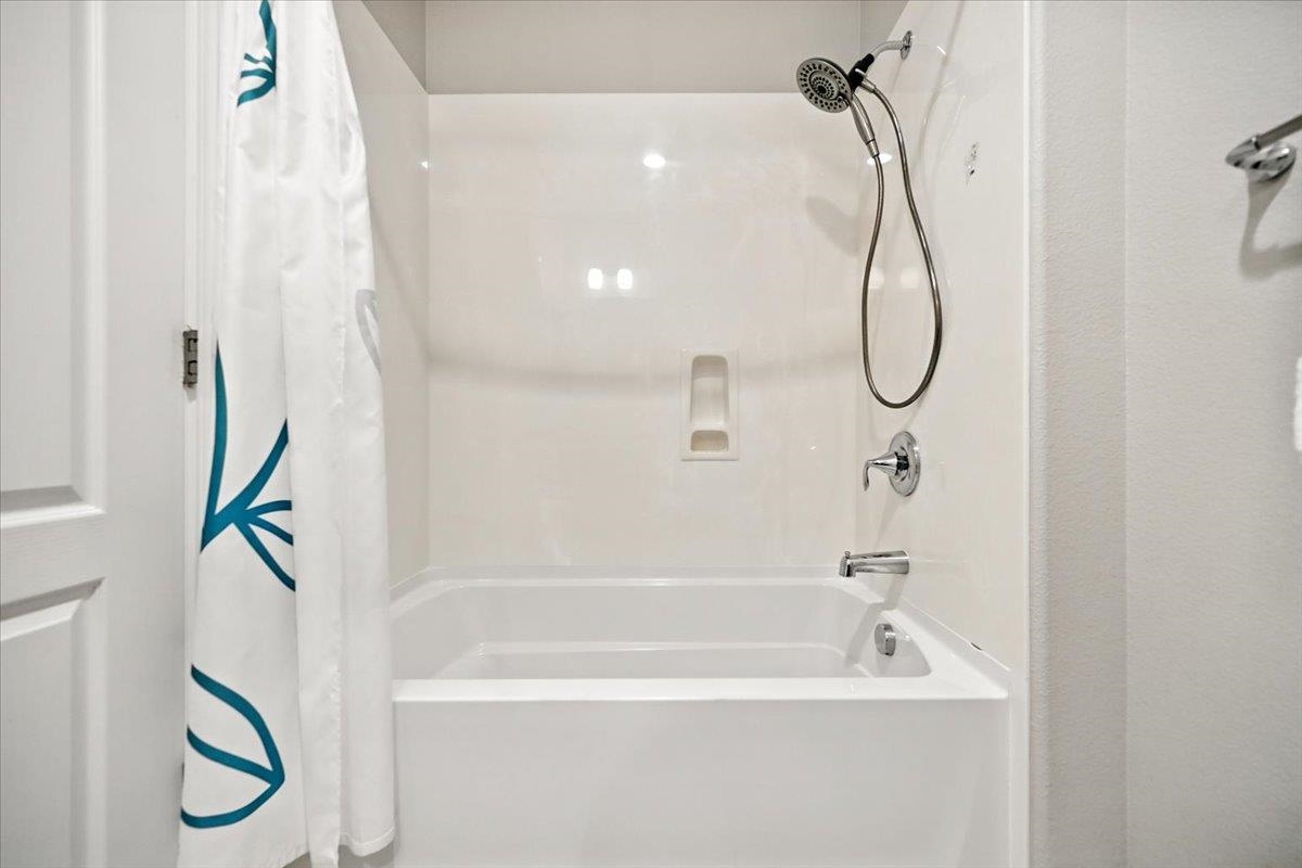 Photo #23: 41122360 Listing: Photo #23