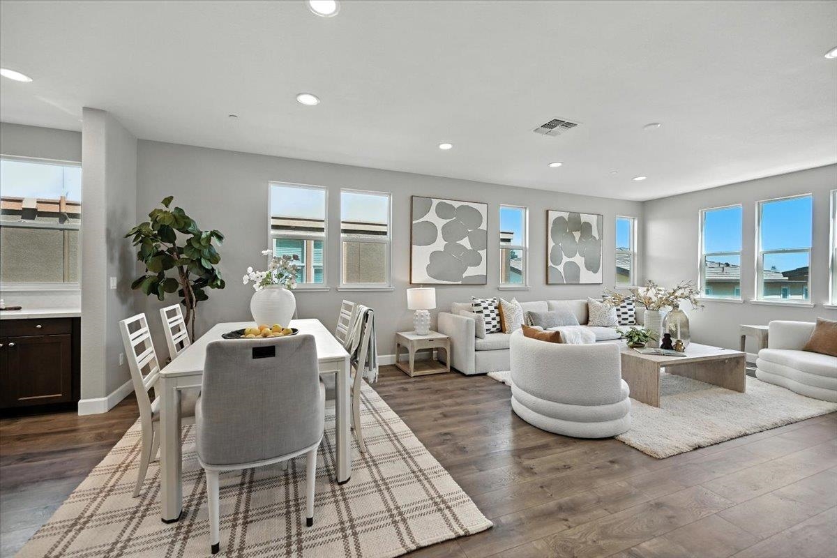 Photo #8: 41122360 Listing: Photo #8