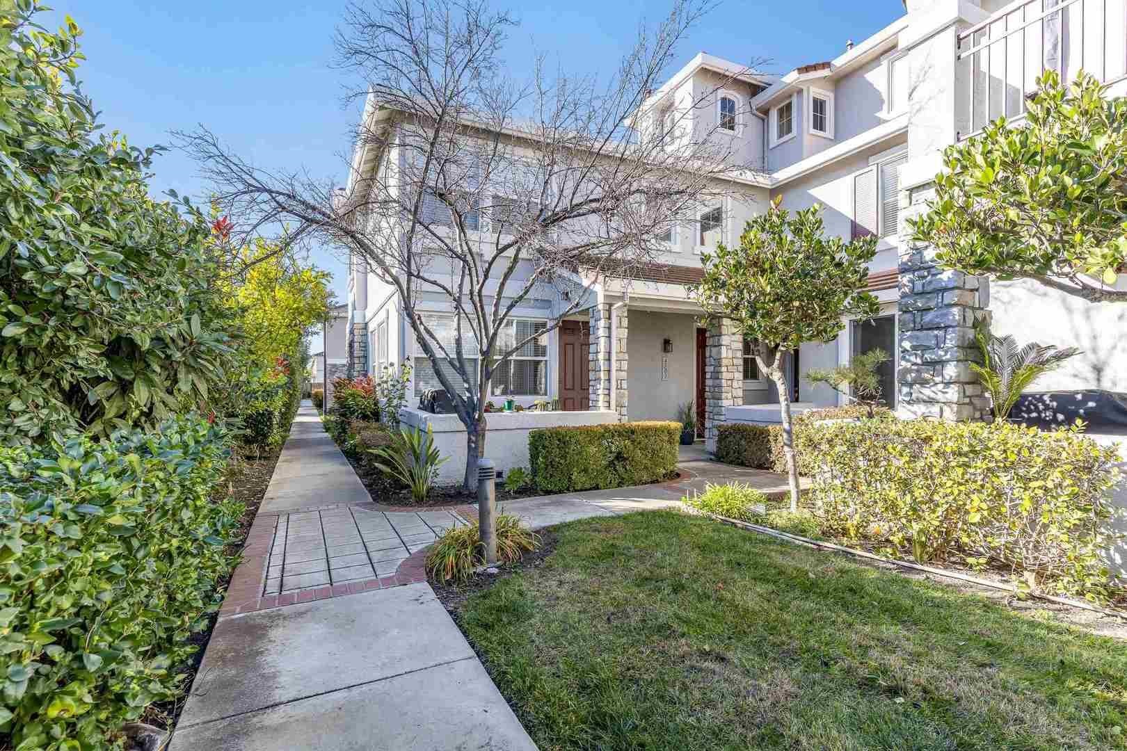 Detail Gallery Image 2 of 45 For 4503 Sandyford Ct, Dublin,  CA 94568 - 2 Beds | 2 Baths