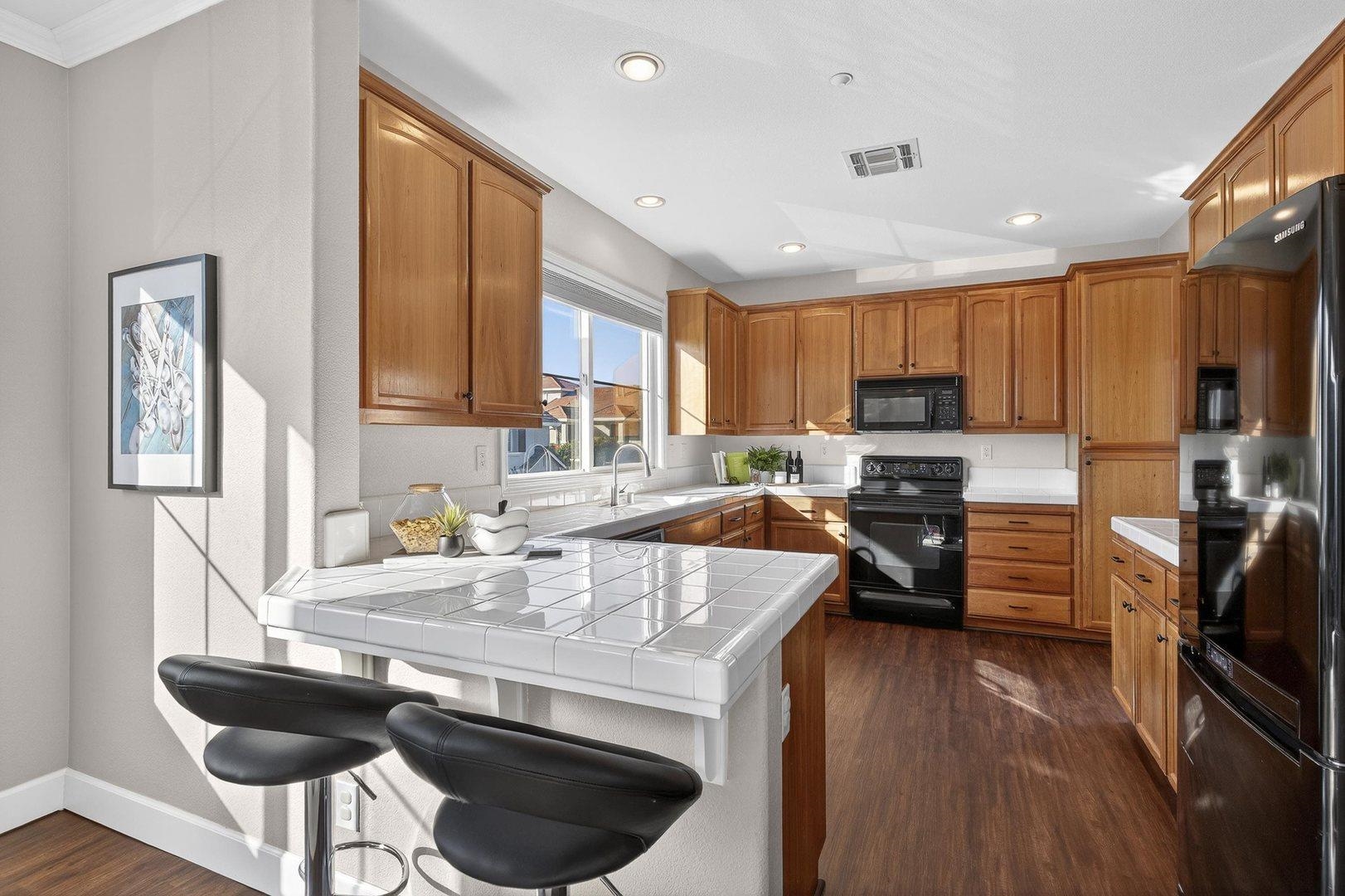 Detail Gallery Image 12 of 45 For 4503 Sandyford Ct, Dublin,  CA 94568 - 2 Beds | 2 Baths