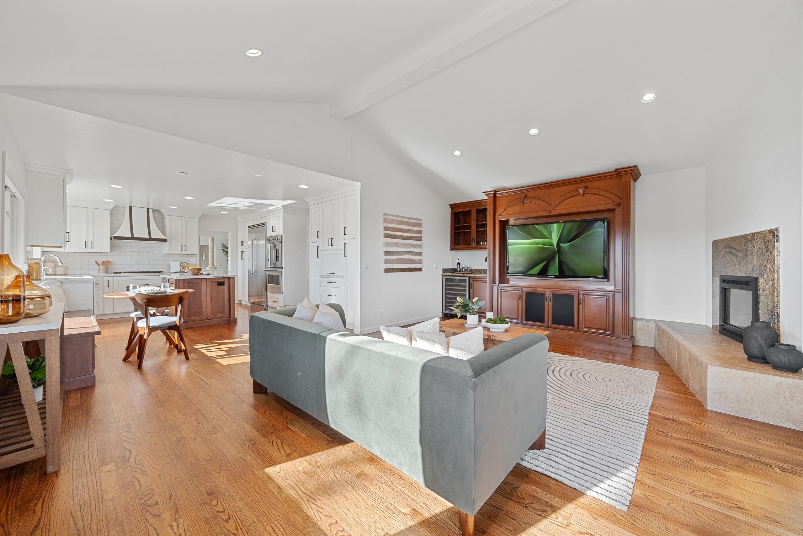 Detail Gallery Image 15 of 59 For 670 Logan Ln, Danville,  CA 94526 - 5 Beds | 2/1 Baths