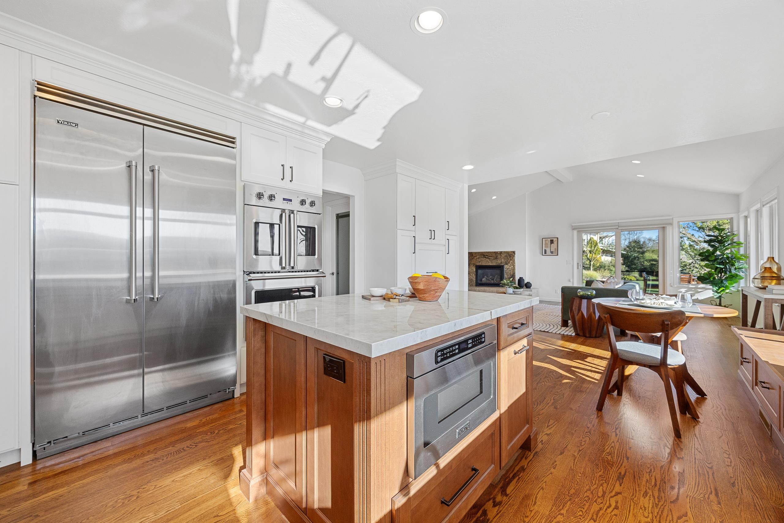 Detail Gallery Image 9 of 59 For 670 Logan Ln, Danville,  CA 94526 - 5 Beds | 2/1 Baths