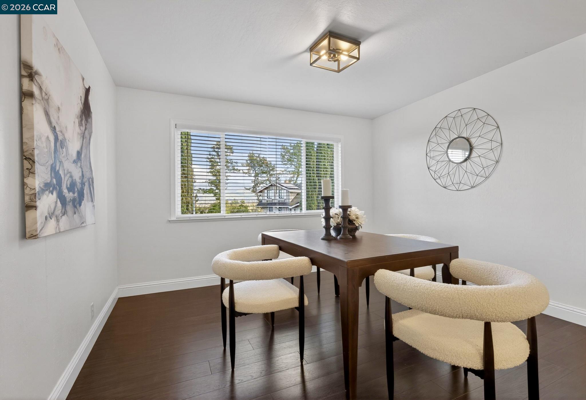 Detail Gallery Image 13 of 54 For 616 Aleta Pl, Pleasant Hill,  CA 94523 - 5 Beds | 3 Baths