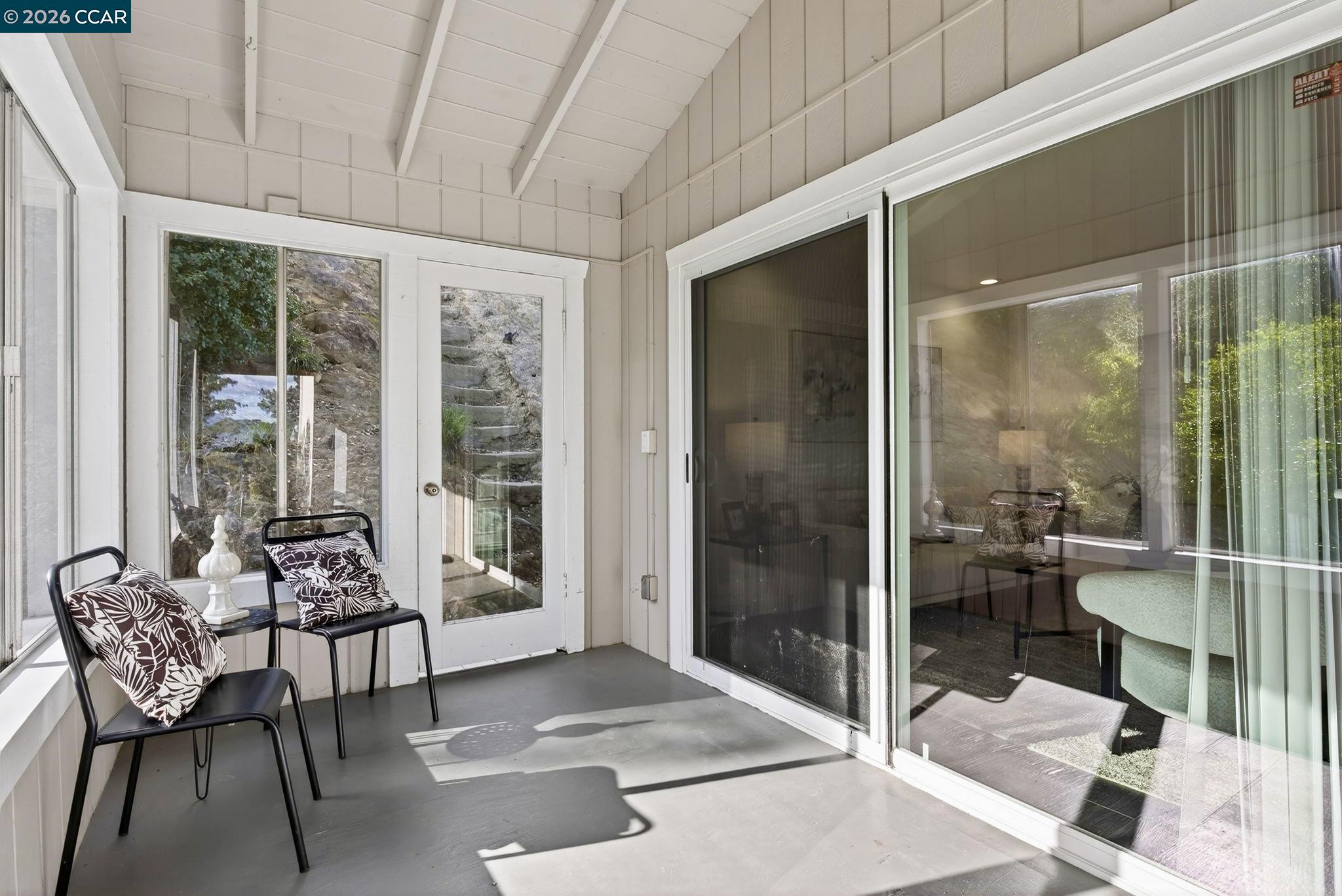 Detail Gallery Image 27 of 54 For 616 Aleta Pl, Pleasant Hill,  CA 94523 - 5 Beds | 3 Baths