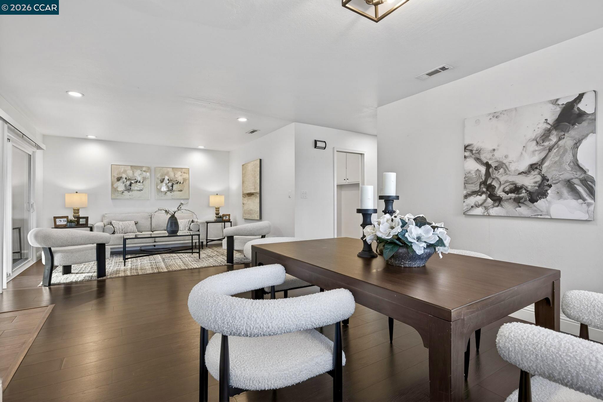 Detail Gallery Image 8 of 54 For 616 Aleta Pl, Pleasant Hill,  CA 94523 - 5 Beds | 3 Baths