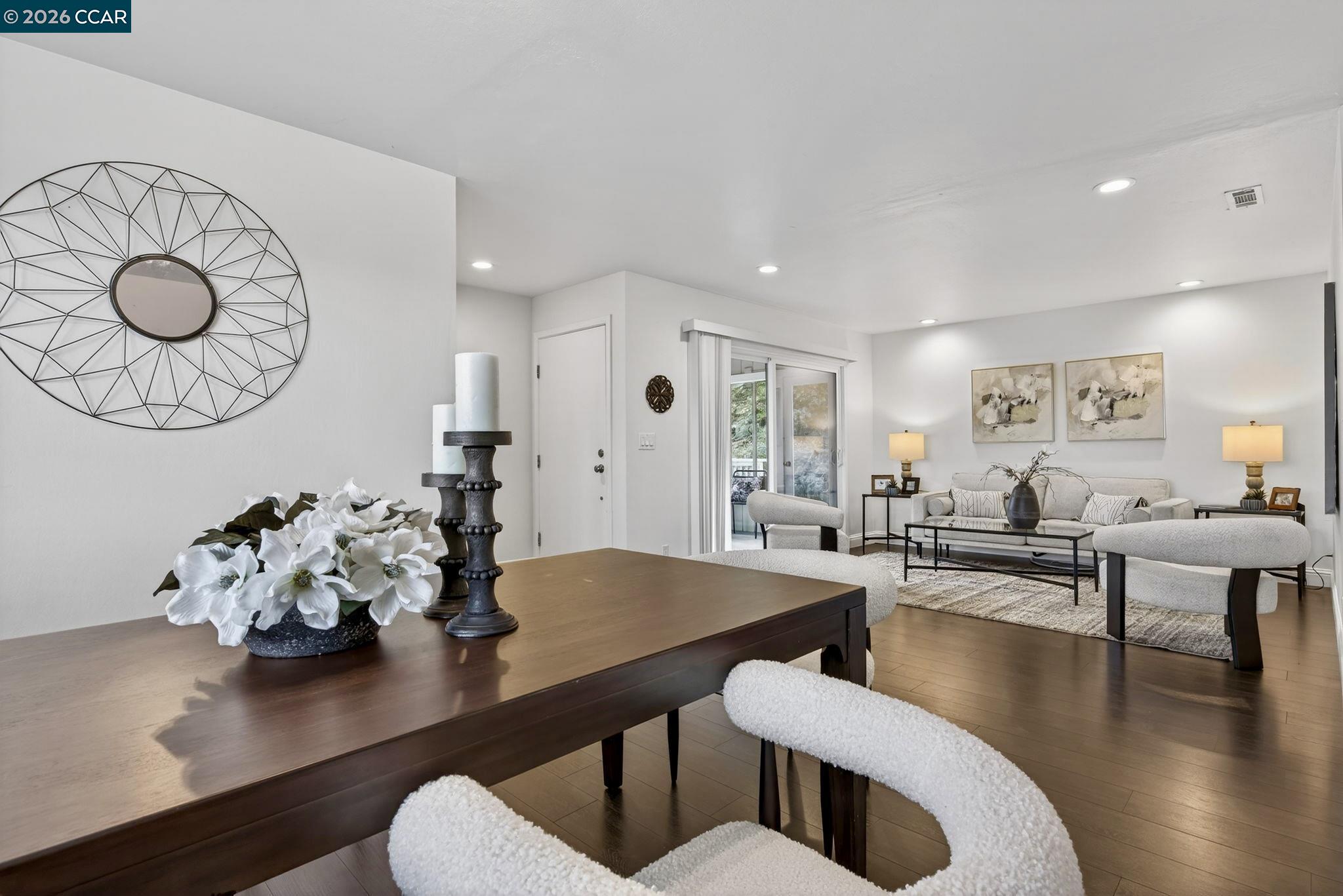 Detail Gallery Image 9 of 54 For 616 Aleta Pl, Pleasant Hill,  CA 94523 - 5 Beds | 3 Baths