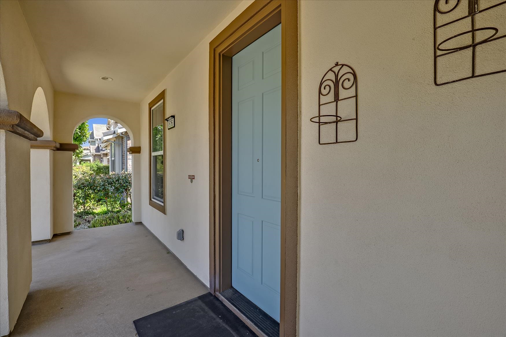 Detail Gallery Image 4 of 34 For 626 W La Canada Ave, Mountain House,  CA 95391 - 4 Beds | 2/1 Baths