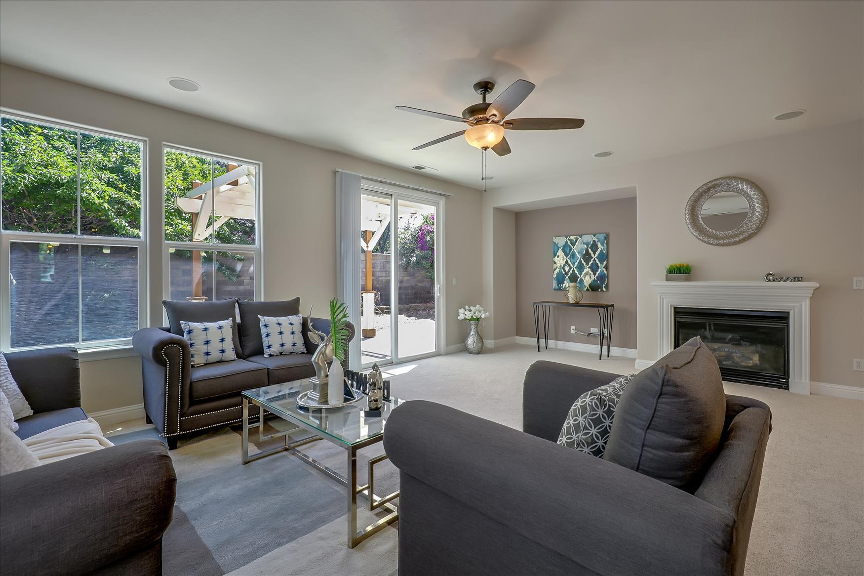 Detail Gallery Image 9 of 34 For 626 W La Canada Ave, Mountain House,  CA 95391 - 4 Beds | 2/1 Baths