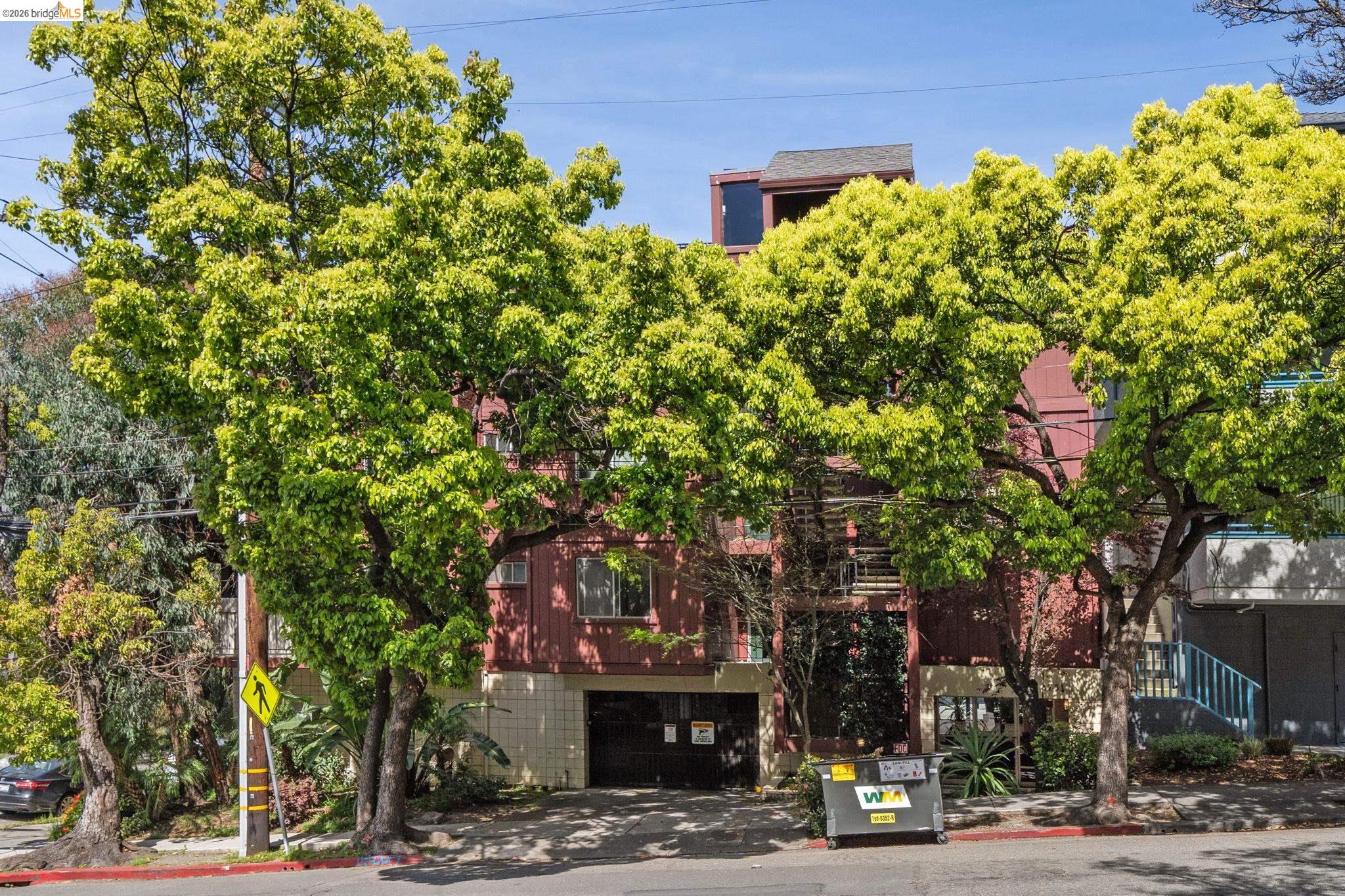 Condos For Sale in Oakland, CA