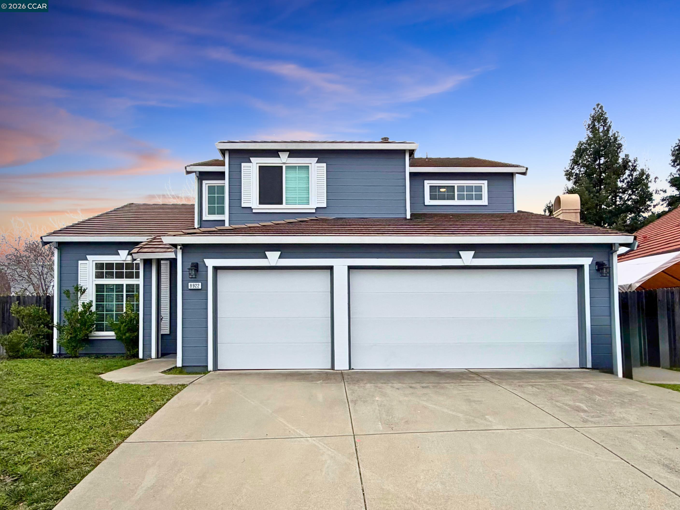 Front Image Thumbnail for CC41122371