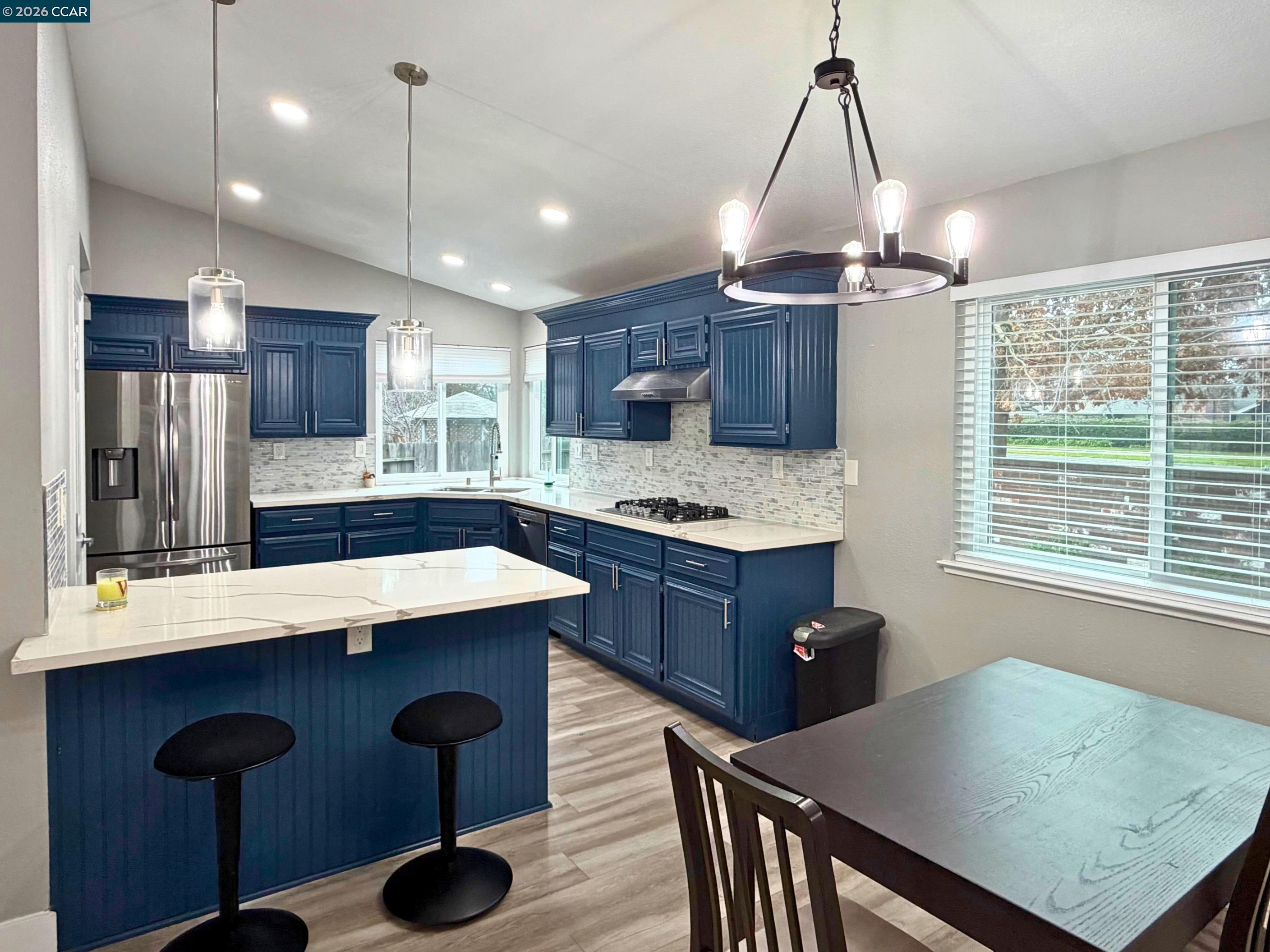 Detail Gallery Image 11 of 44 For 8922 Marlayana Ct, Elk Grove,  CA 95758 - 4 Beds | 3 Baths