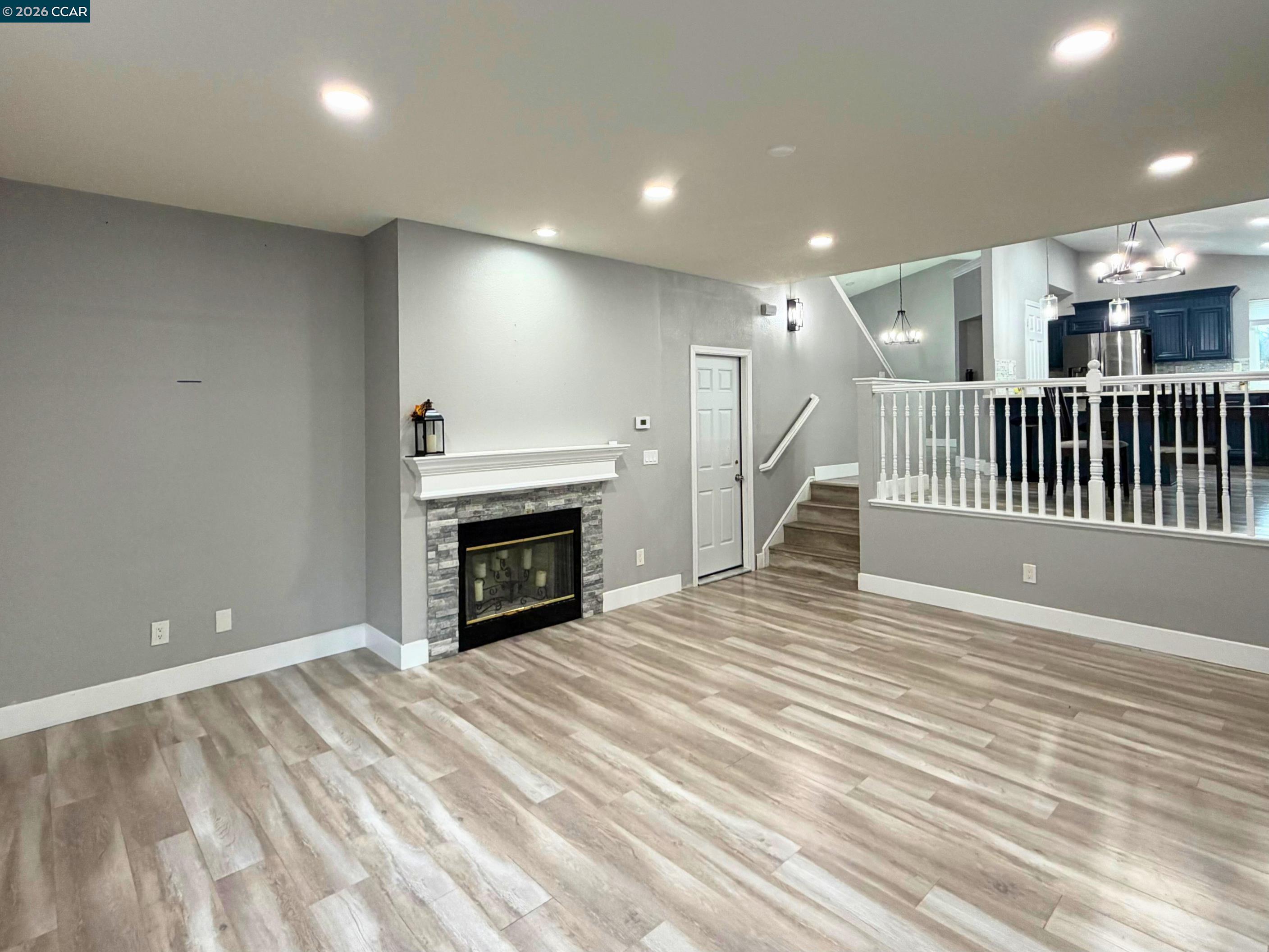 Detail Gallery Image 16 of 44 For 8922 Marlayana Ct, Elk Grove,  CA 95758 - 4 Beds | 3 Baths