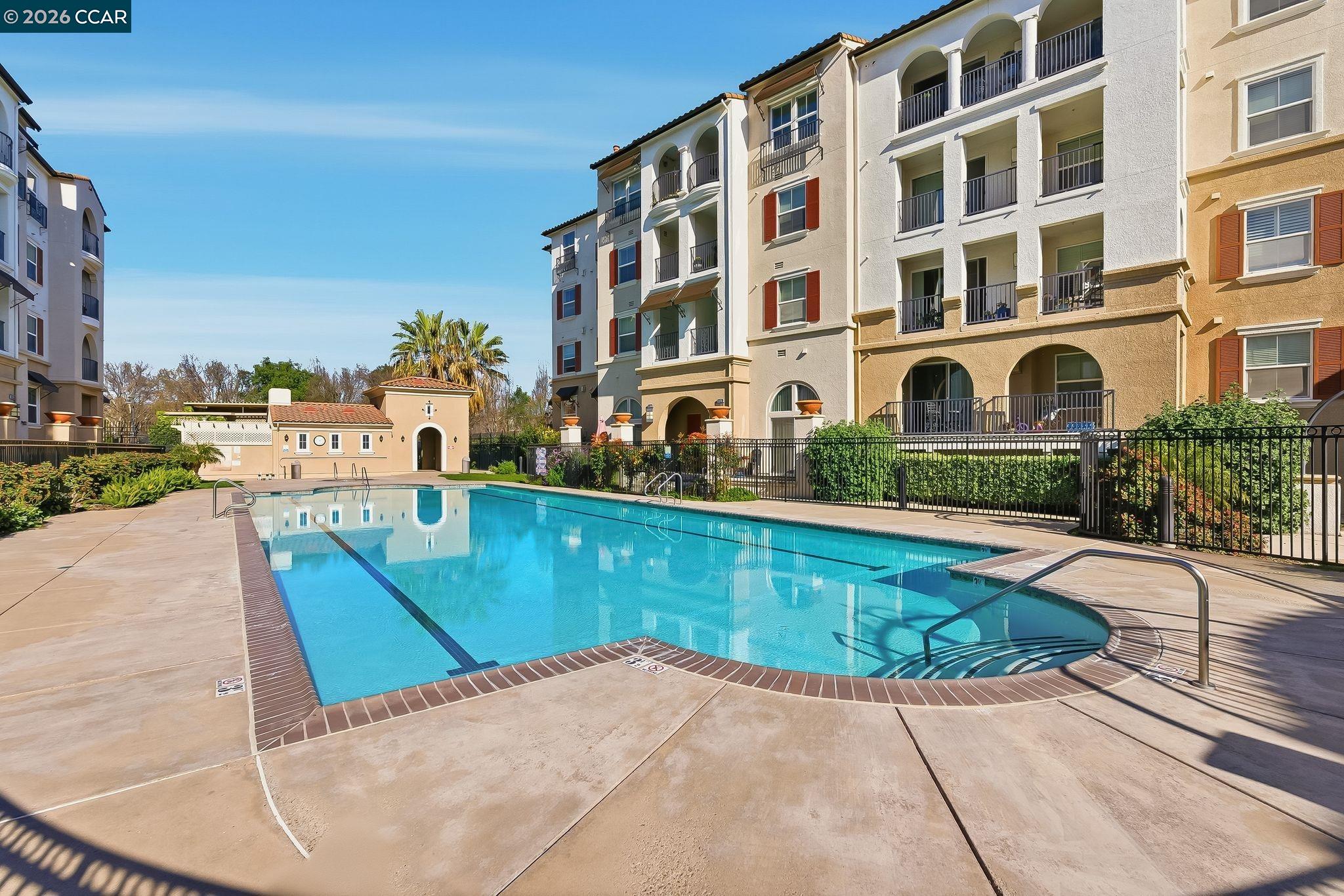 Photo #24: 41122372 Listing: Photo #24