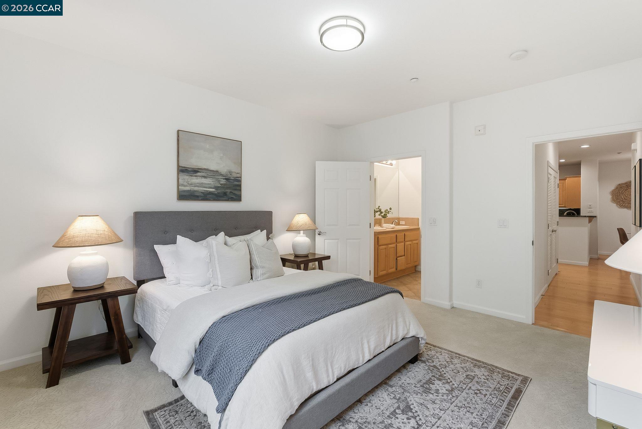 Photo #9: 41122372 Listing: Photo #9