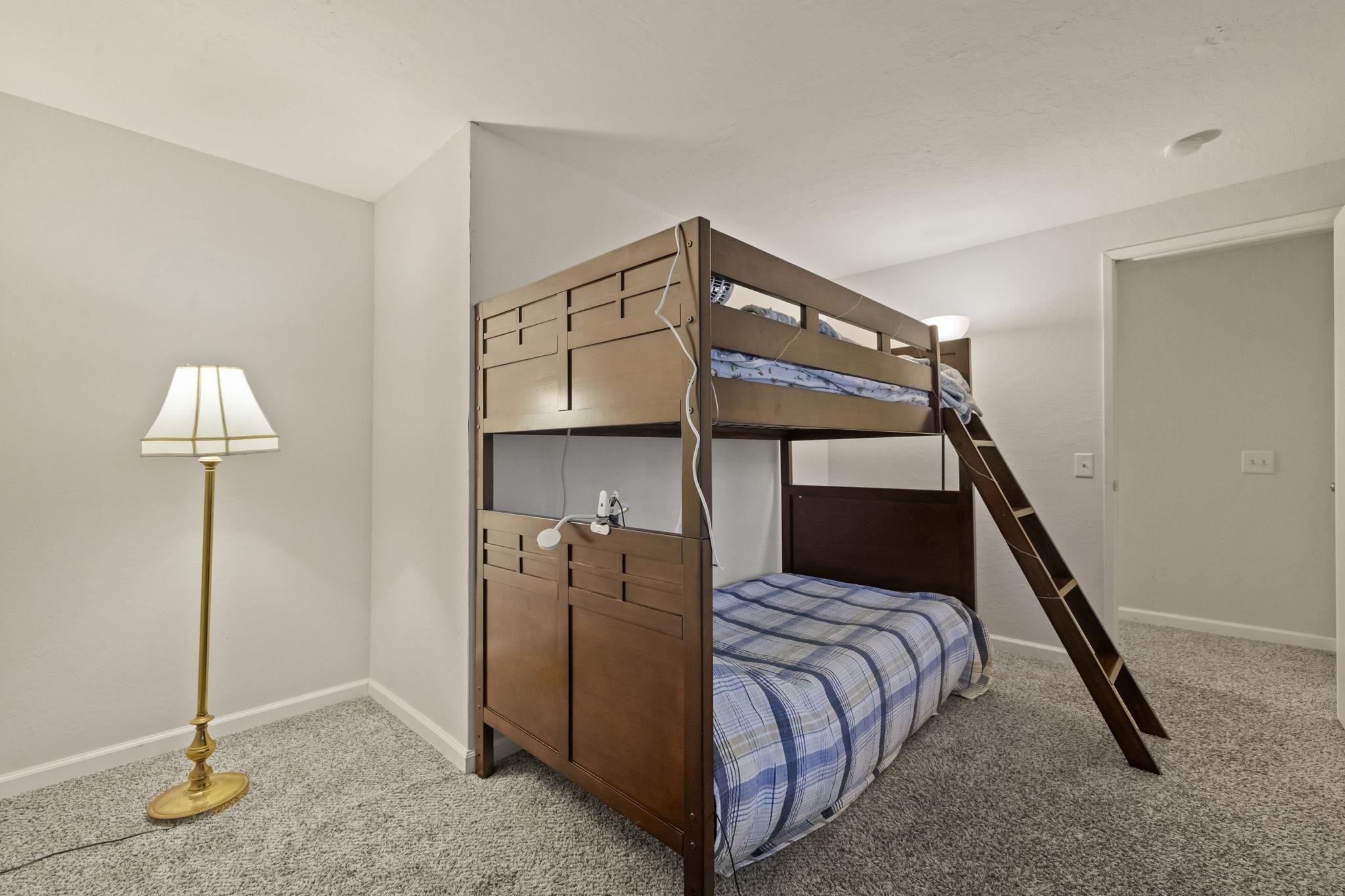 Detail Gallery Image 25 of 38 For 24144 Olo Win Trl, Mi Wuk Village,  CA 95346 - 3 Beds | 2 Baths