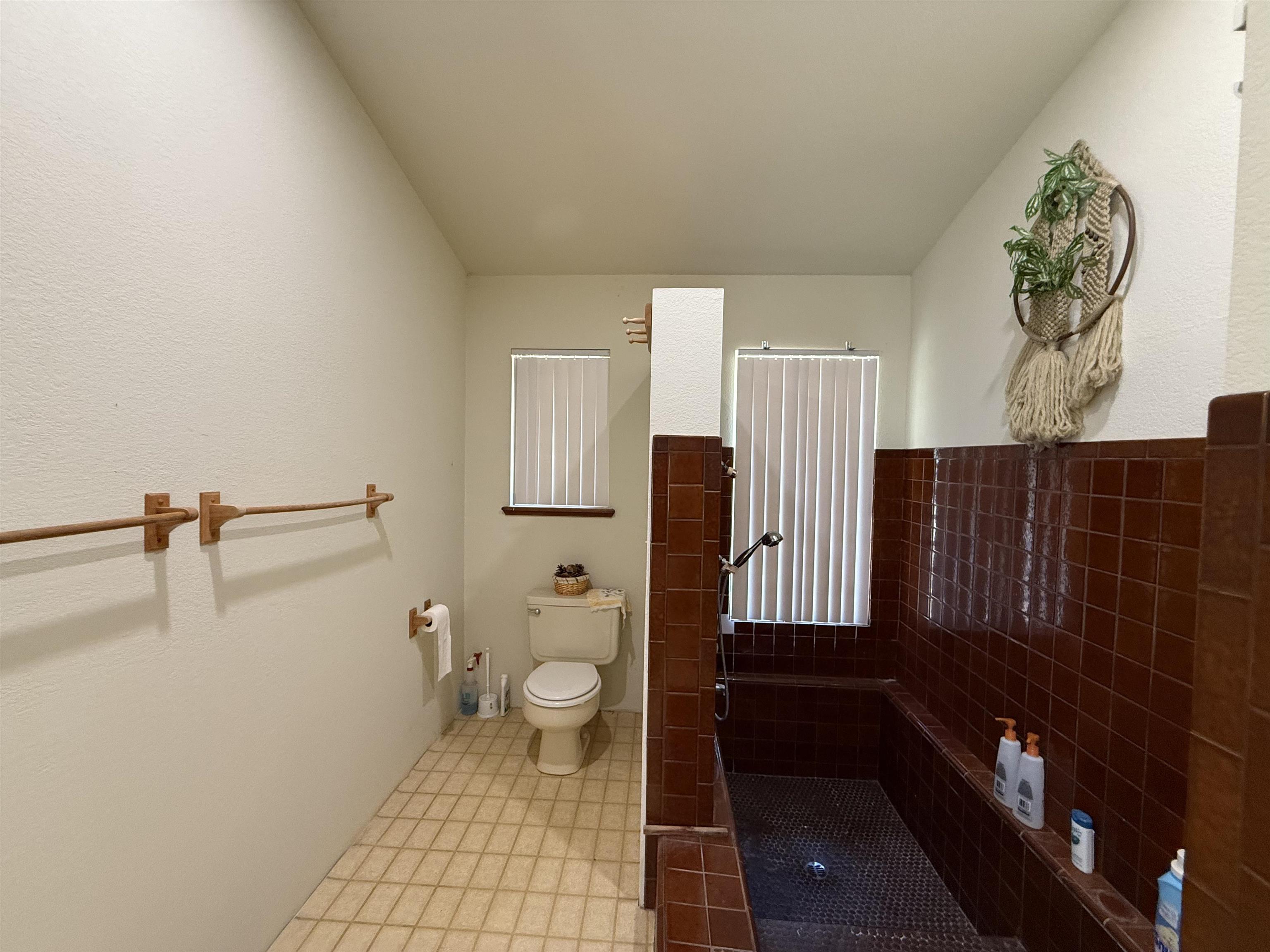 Detail Gallery Image 21 of 35 For 5893 Fruitland Rd, Marysville,  CA 95901 - 3 Beds | 2 Baths