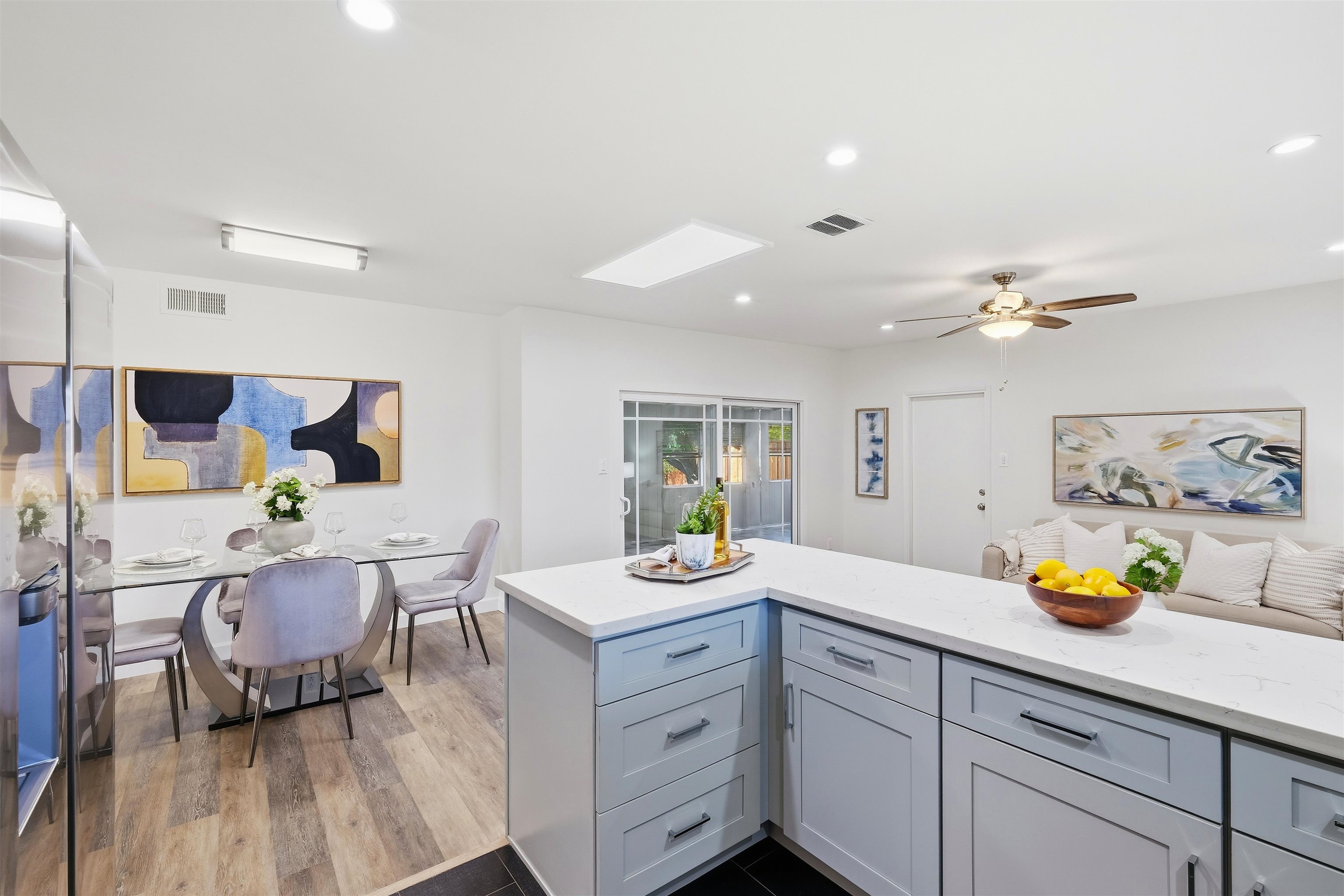 Detail Gallery Image 13 of 32 For 4360 Satinwood Dr, Concord,  CA 94521 - 4 Beds | 2 Baths