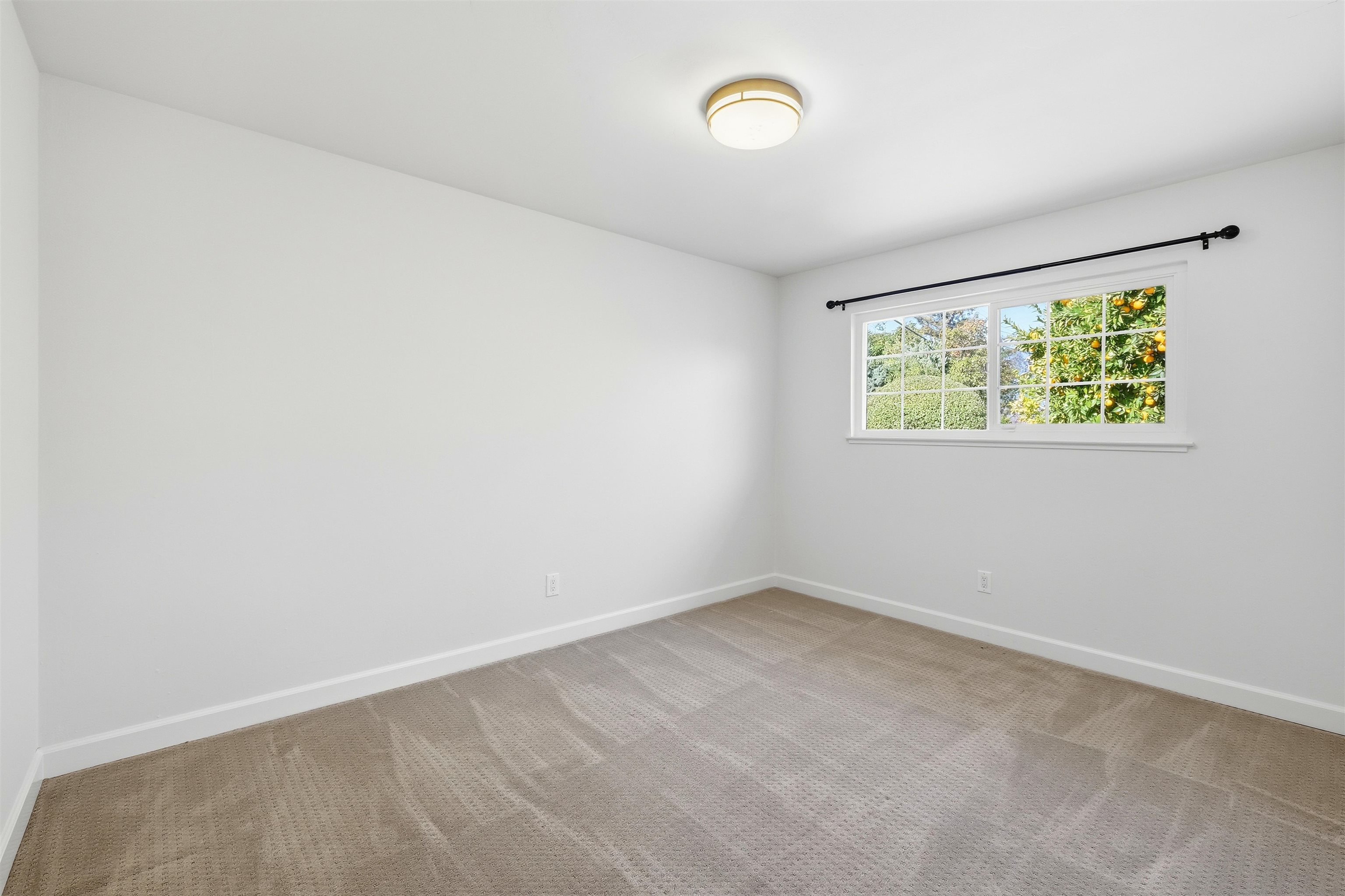Detail Gallery Image 22 of 32 For 4360 Satinwood Dr, Concord,  CA 94521 - 4 Beds | 2 Baths