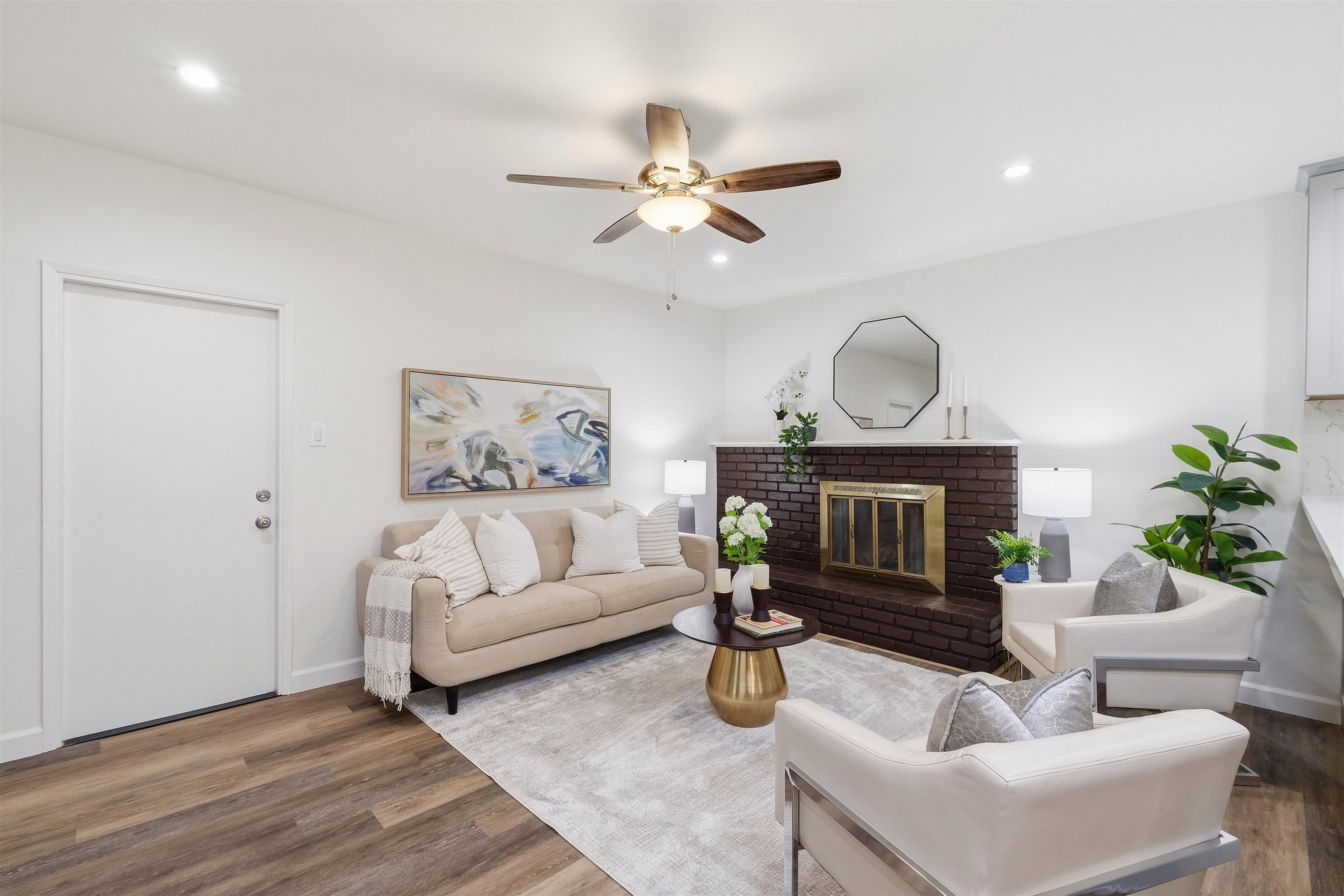 Detail Gallery Image 10 of 32 For 4360 Satinwood Dr, Concord,  CA 94521 - 4 Beds | 2 Baths