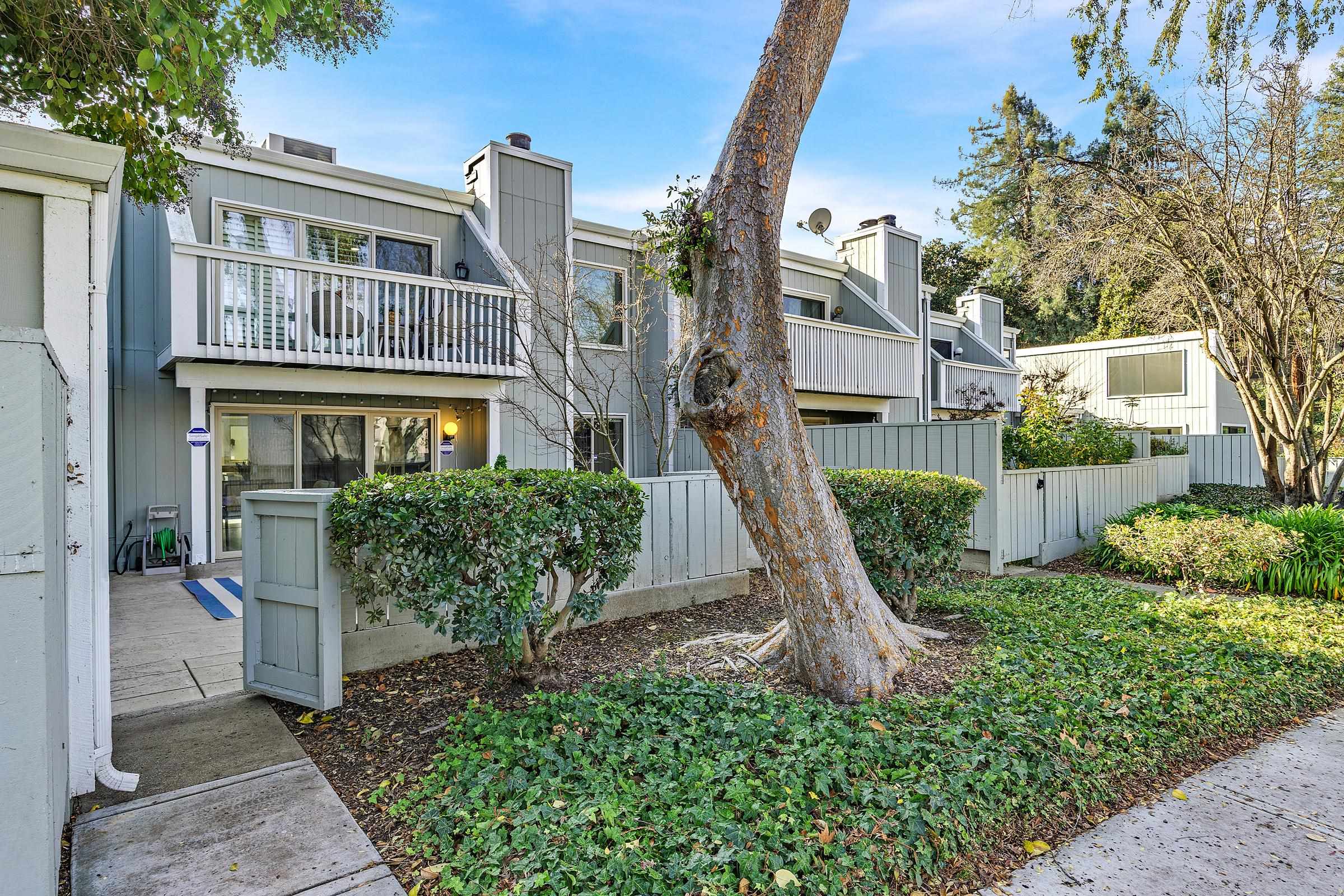 Detail Gallery Image 18 of 39 For 7551 Maywood Dr, Pleasanton,  CA 94588 - 3 Beds | 2/1 Baths