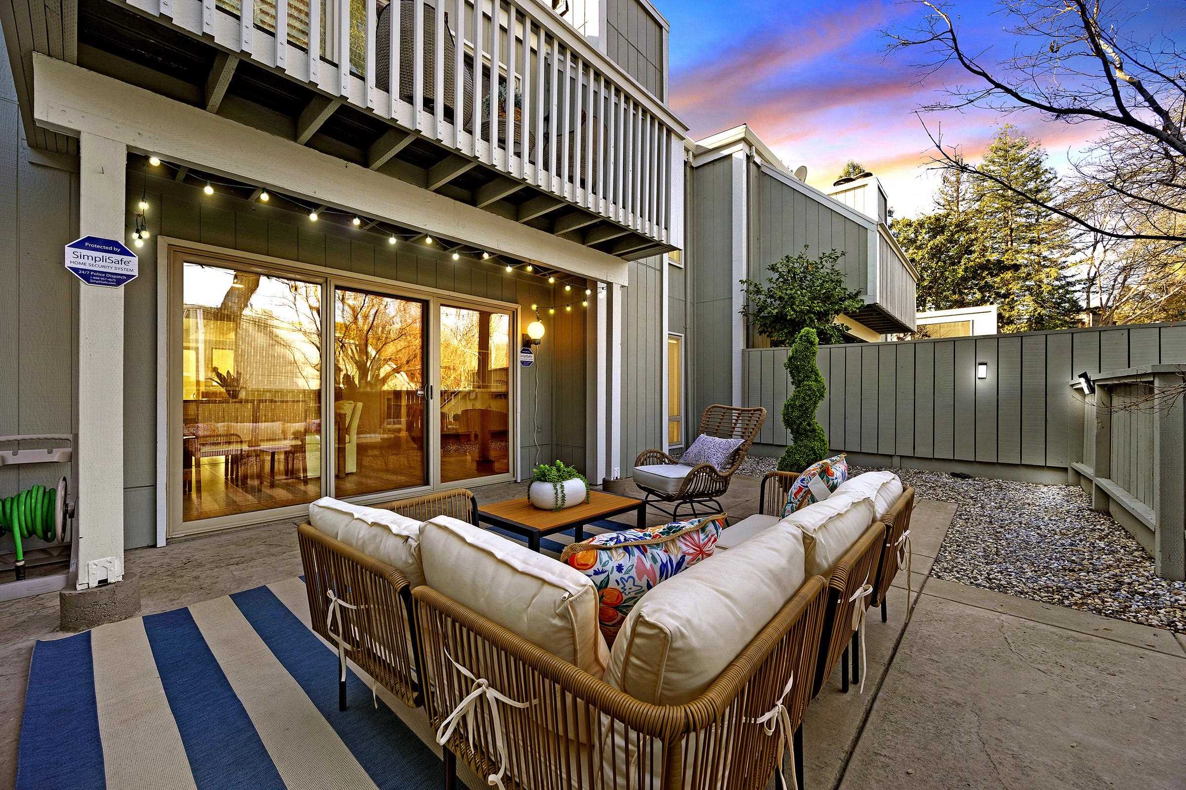 Detail Gallery Image 18 of 40 For 7551 Maywood Dr, Pleasanton,  CA 94588 - 3 Beds | 2/1 Baths