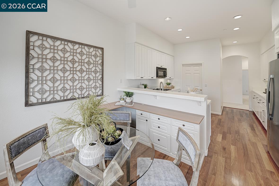 Photo #21: 41122384 Listing: Photo #21