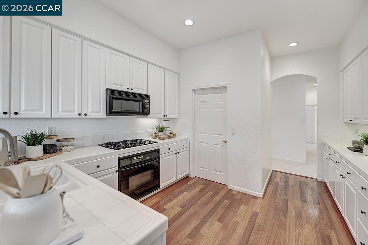 Photo #22: 41122384 Listing: Photo #22