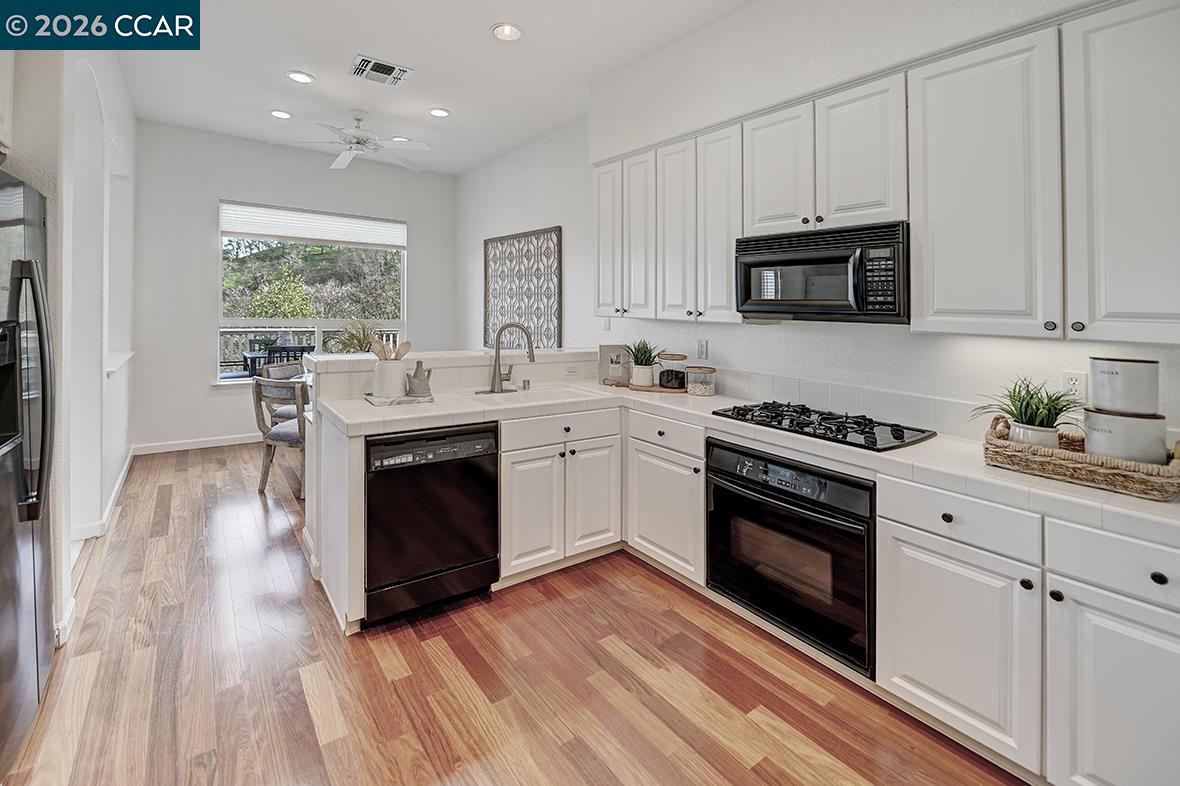 Photo #25: 41122384 Listing: Photo #25