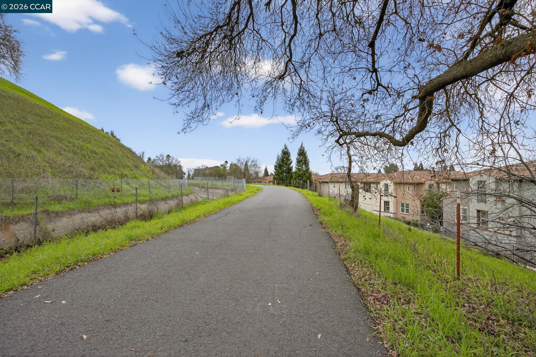 Photo #35: 41122385 Listing: Photo #35