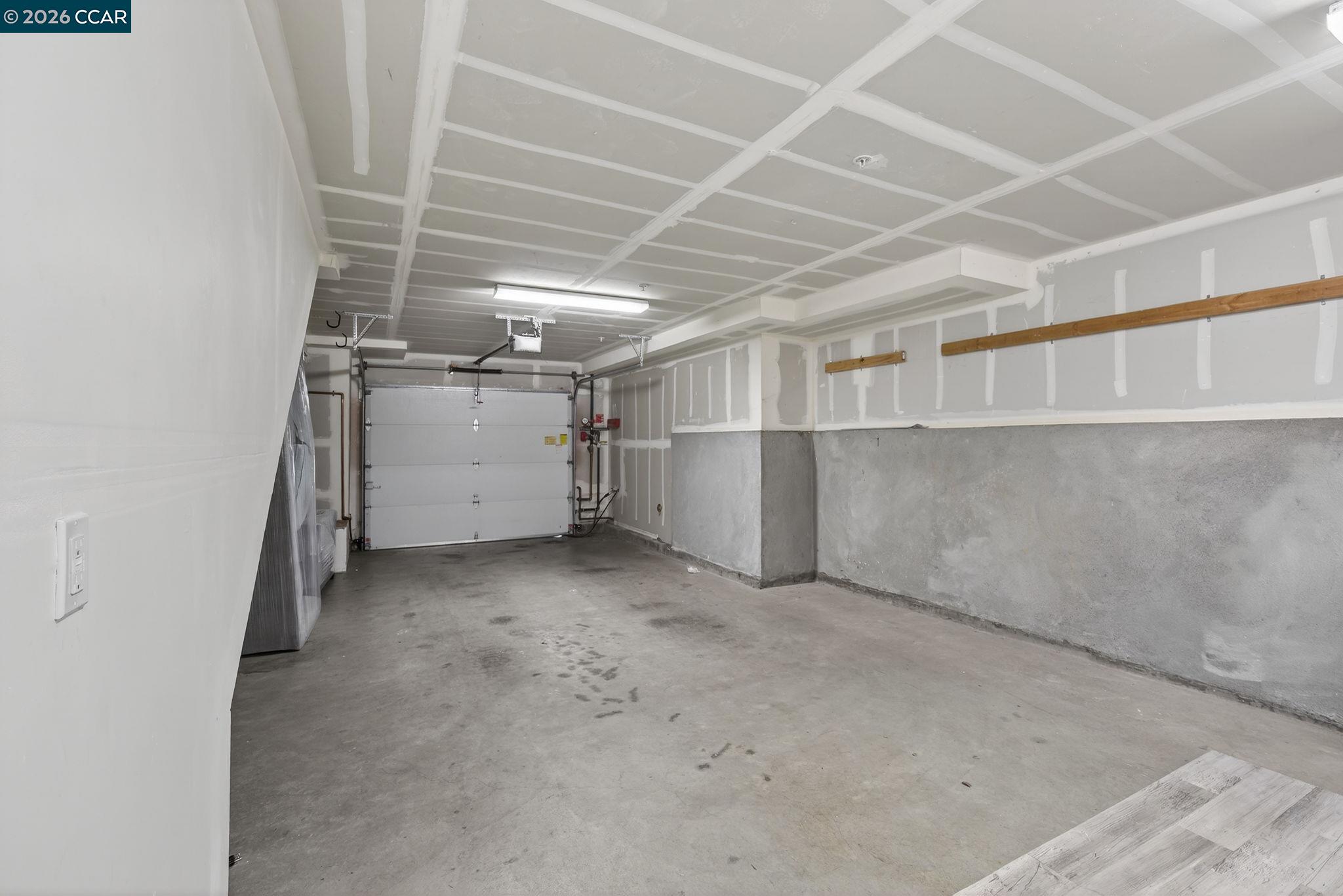 Photo #40: 41122385 Listing: Photo #40