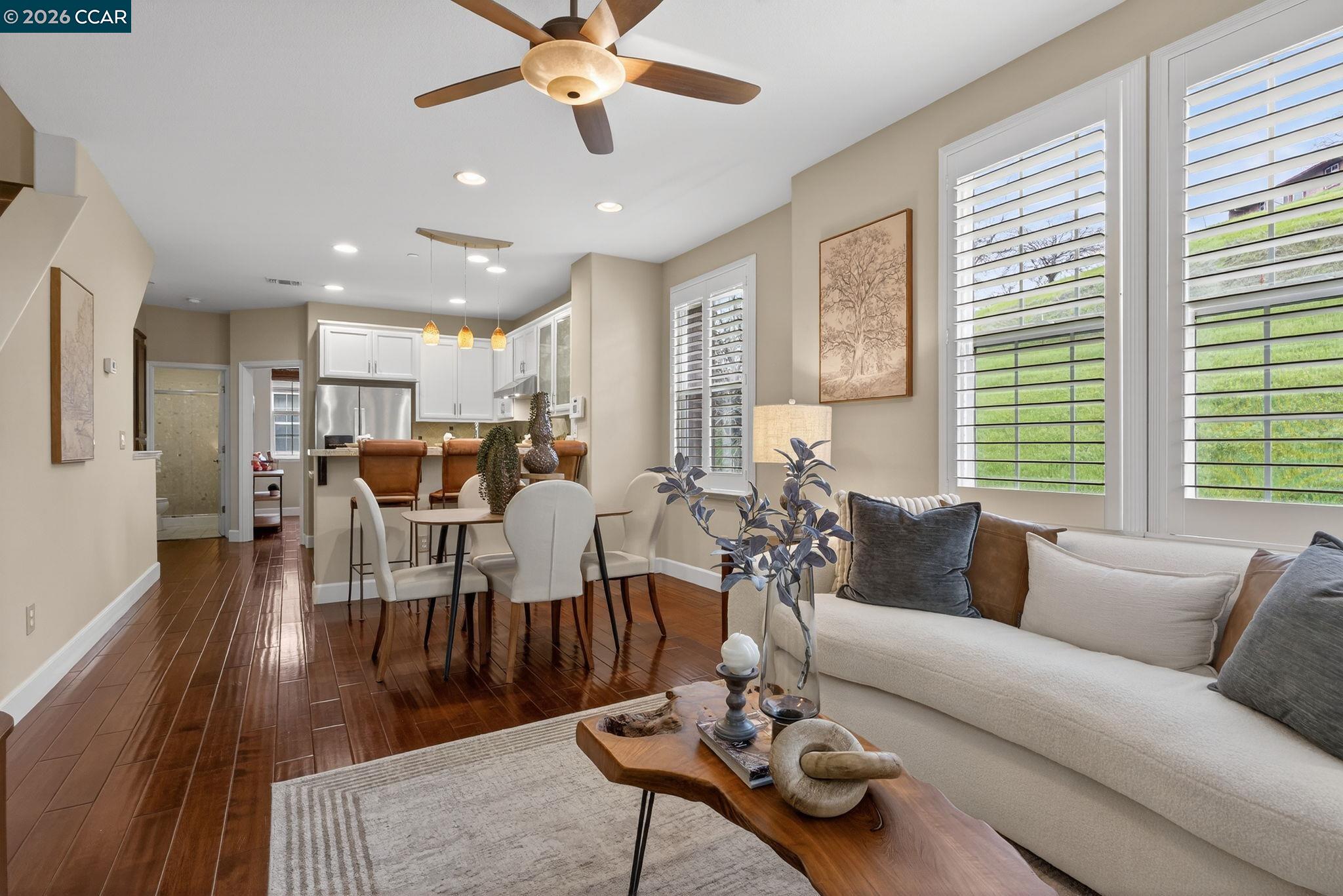 Photo #5: 41122385 Listing: Photo #5