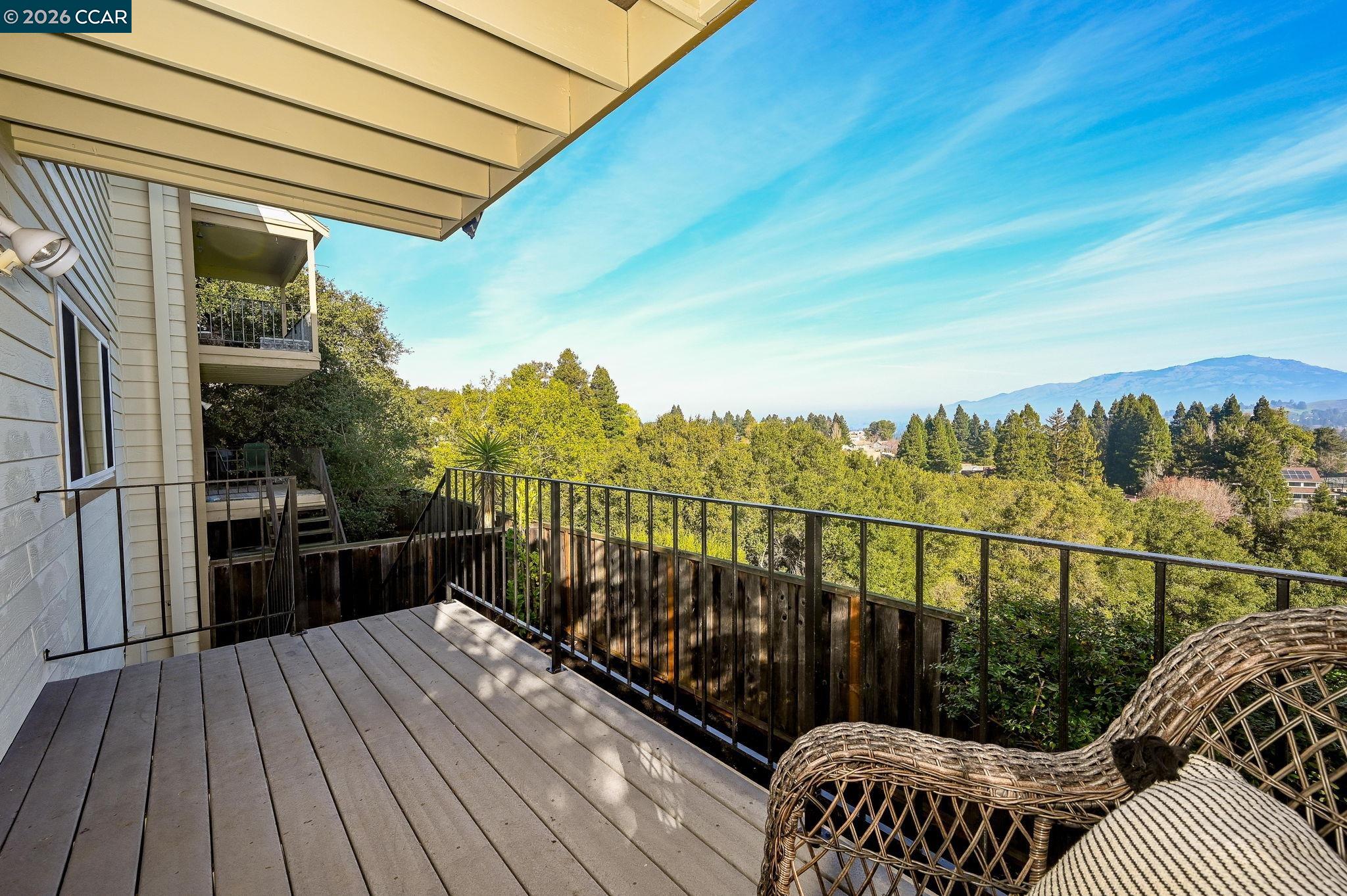 Detail Gallery Image 12 of 53 For 1819 Mockingbird Pl, Danville,  CA 94526 - 4 Beds | 2/1 Baths