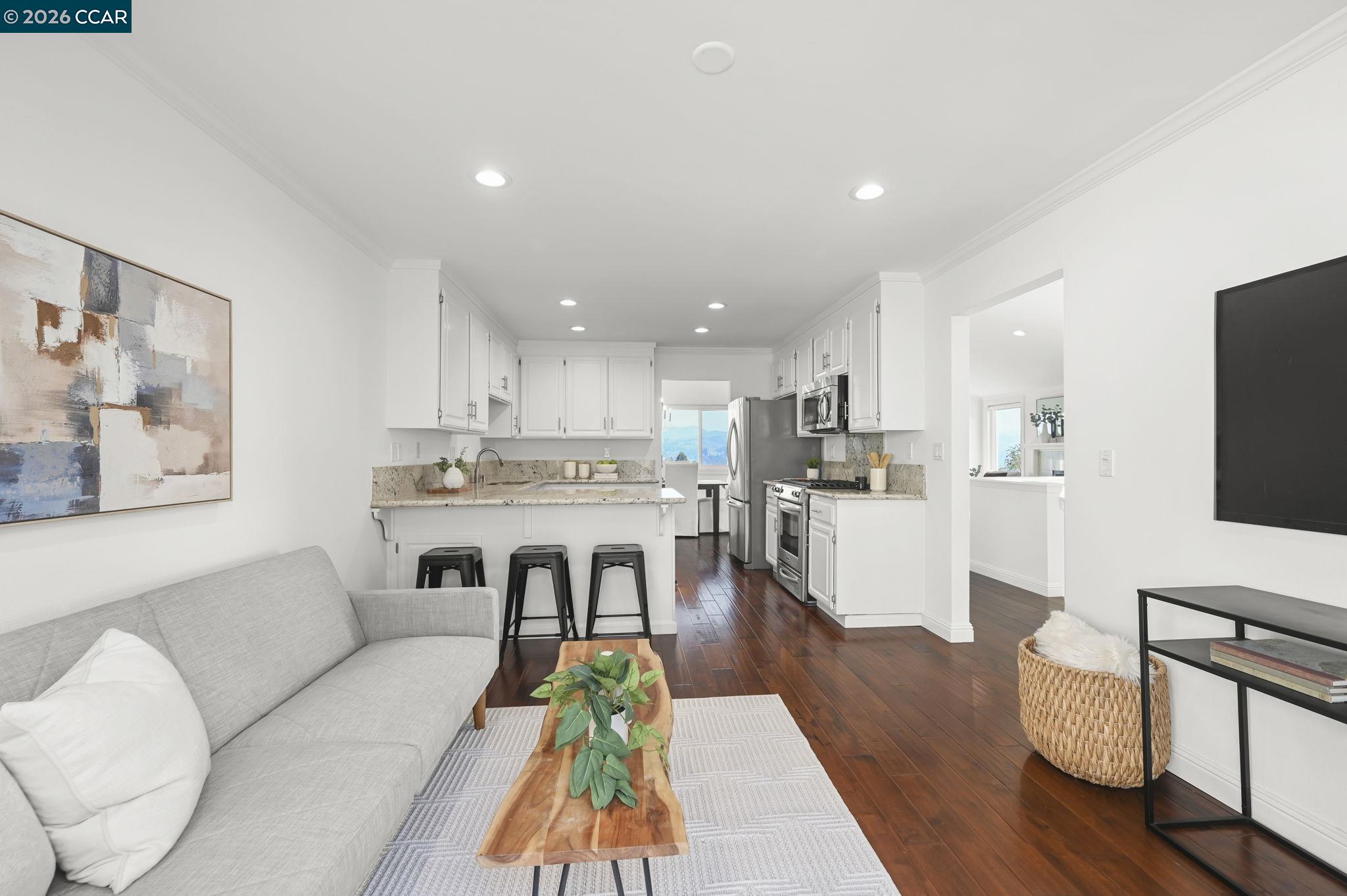 Detail Gallery Image 20 of 53 For 1819 Mockingbird Pl, Danville,  CA 94526 - 4 Beds | 2/1 Baths