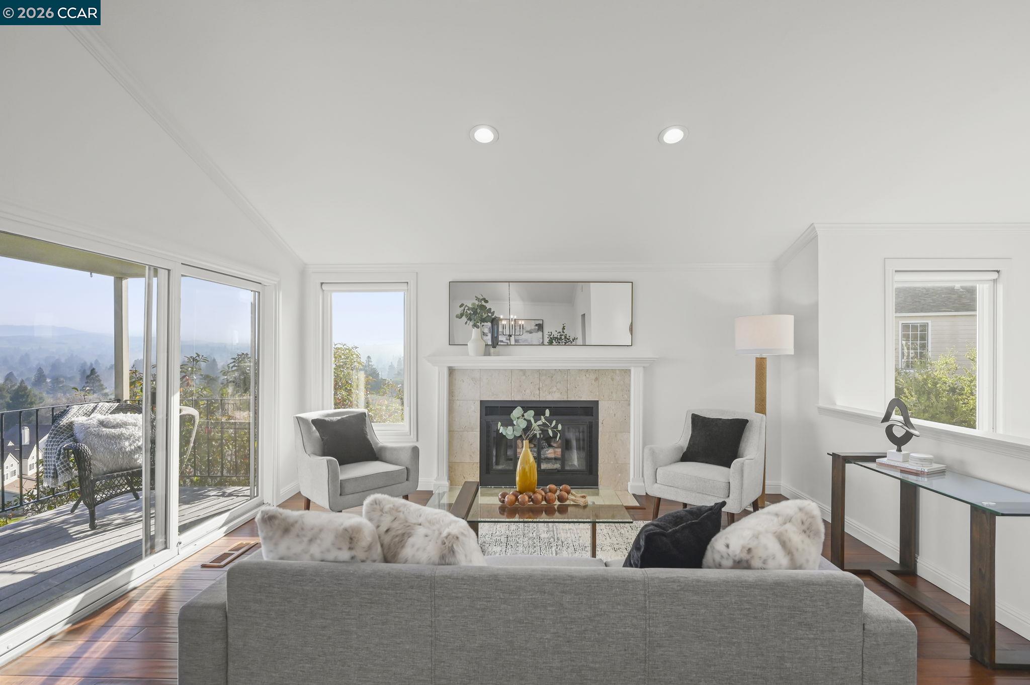 Detail Gallery Image 5 of 53 For 1819 Mockingbird Pl, Danville,  CA 94526 - 4 Beds | 2/1 Baths