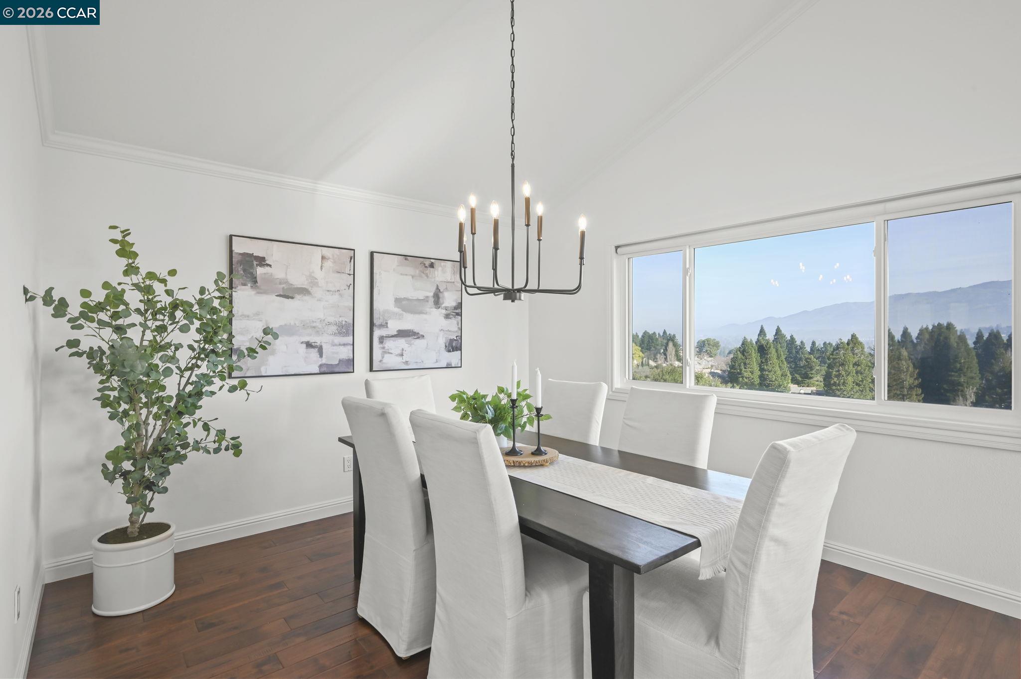 Detail Gallery Image 8 of 53 For 1819 Mockingbird Pl, Danville,  CA 94526 - 4 Beds | 2/1 Baths