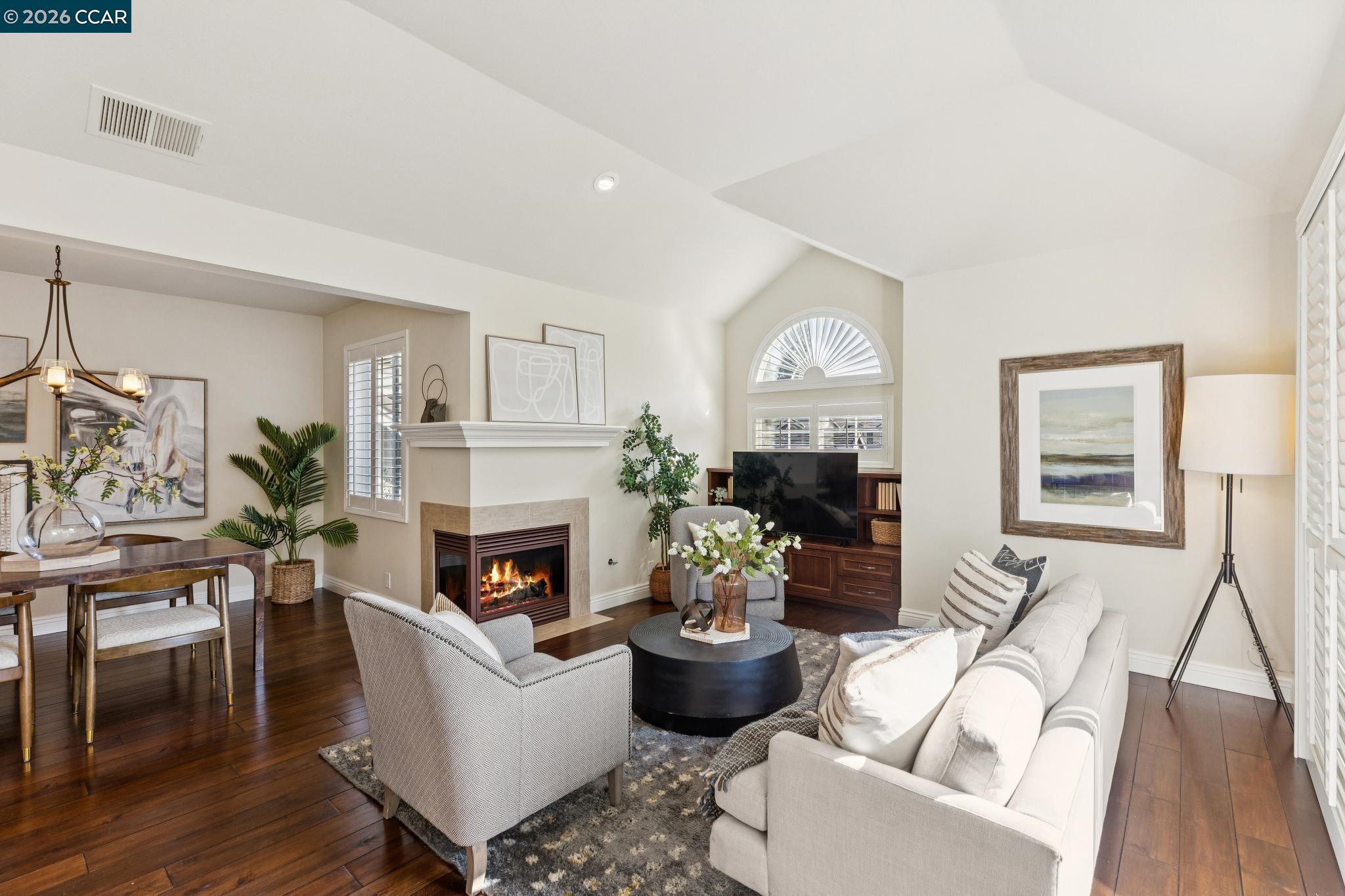 Photo #6: 41122387 Listing: Photo #6